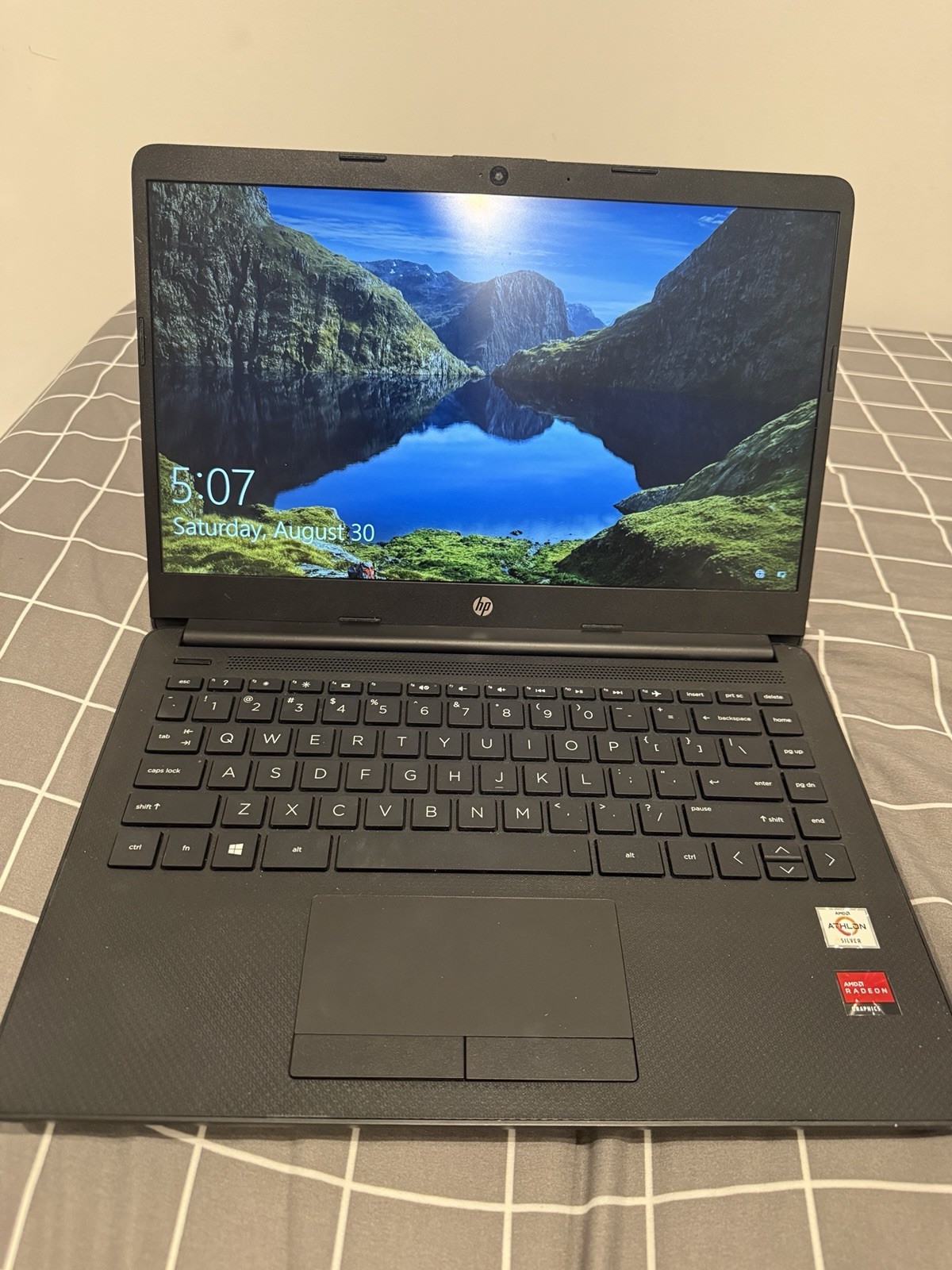 HP laptop 14inch windows