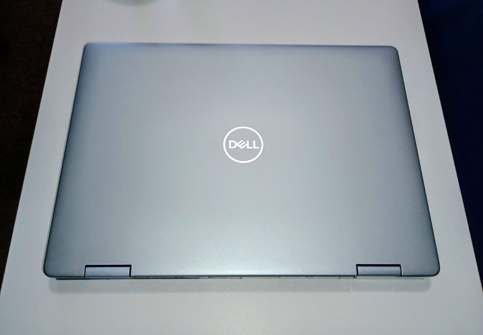 Dell Inspiron 14 7440 2-in-1 Intel Core i7 150U 32GB ram 1 tb storage 10 cores.