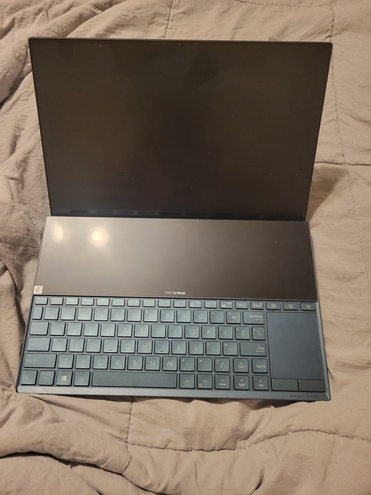 Asus ZenBook UX481F 14″ i7-10510U 16GB 512GB SSD GEFORCE MX250