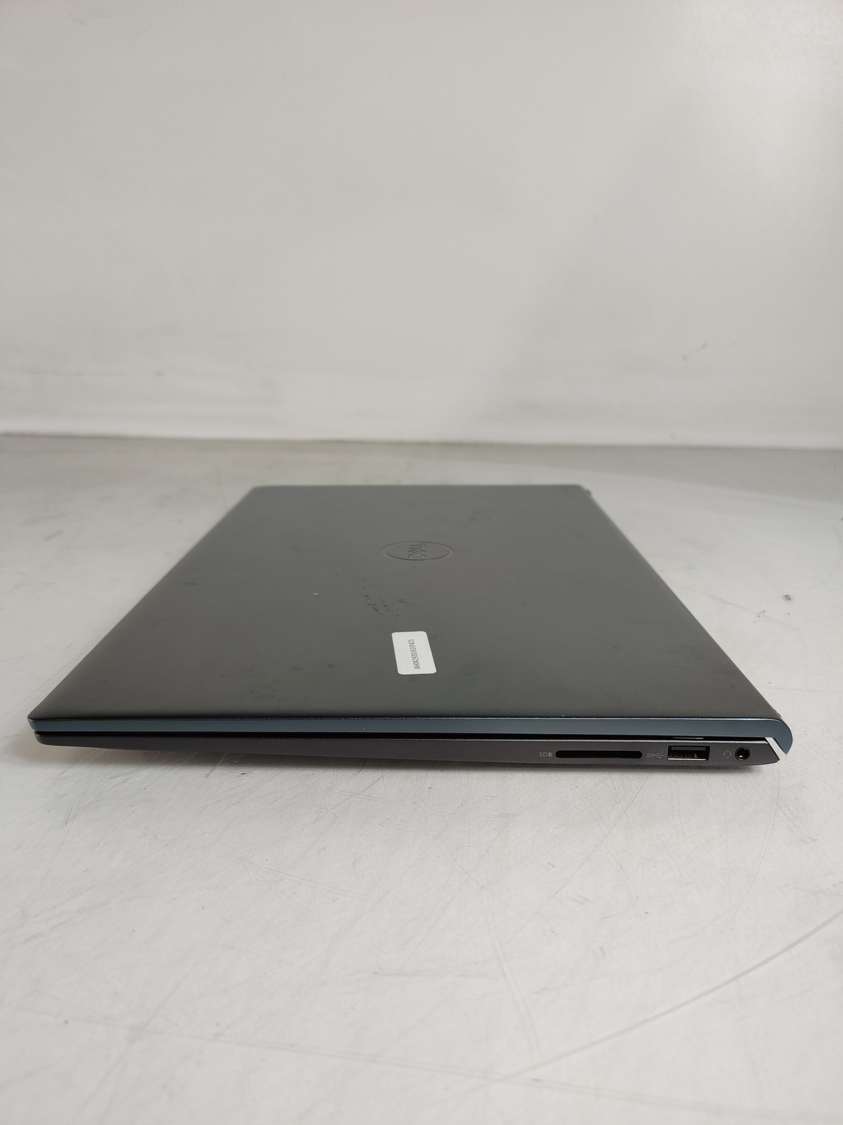 Dell Inspiron 5515 Ryzen 5 5500U 2.10 GHz 8 GB DDR4 No HDD