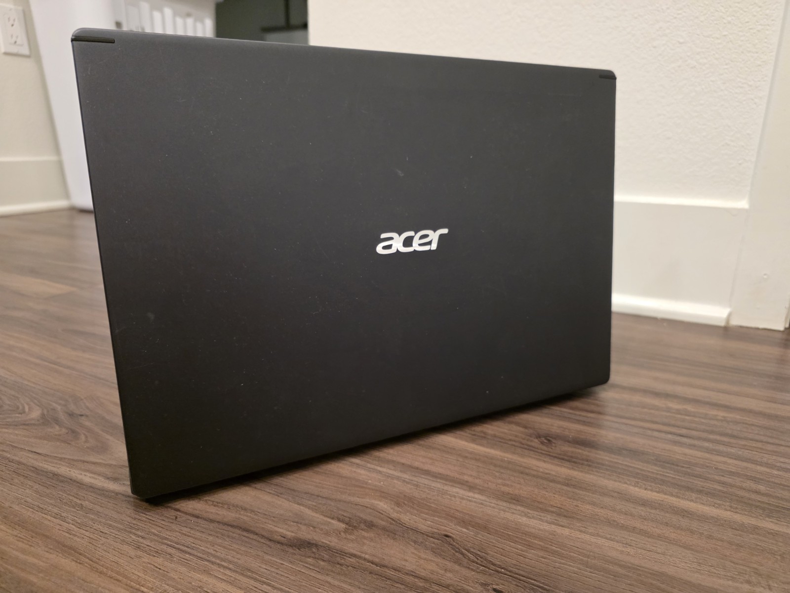 Acer Aspire 5 15.6″ Laptop Ryzen 5 4500U Radeon 8gb DDR4 RAM 512gb SSD