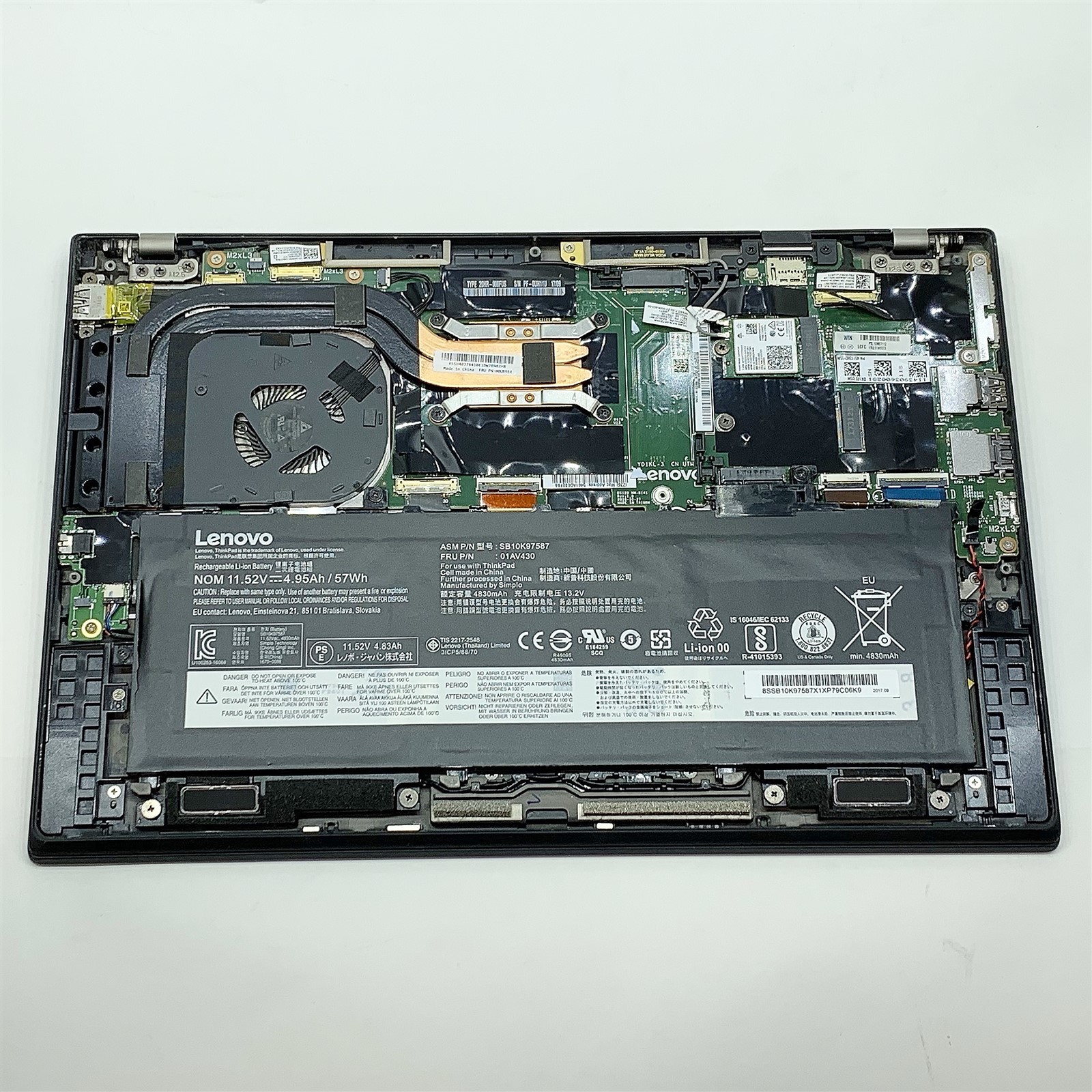 Lenovo ThinkPad X1 Carbon 5th Gen Laptop i7 7th Generation 14″ NO HDD/BATT Parts