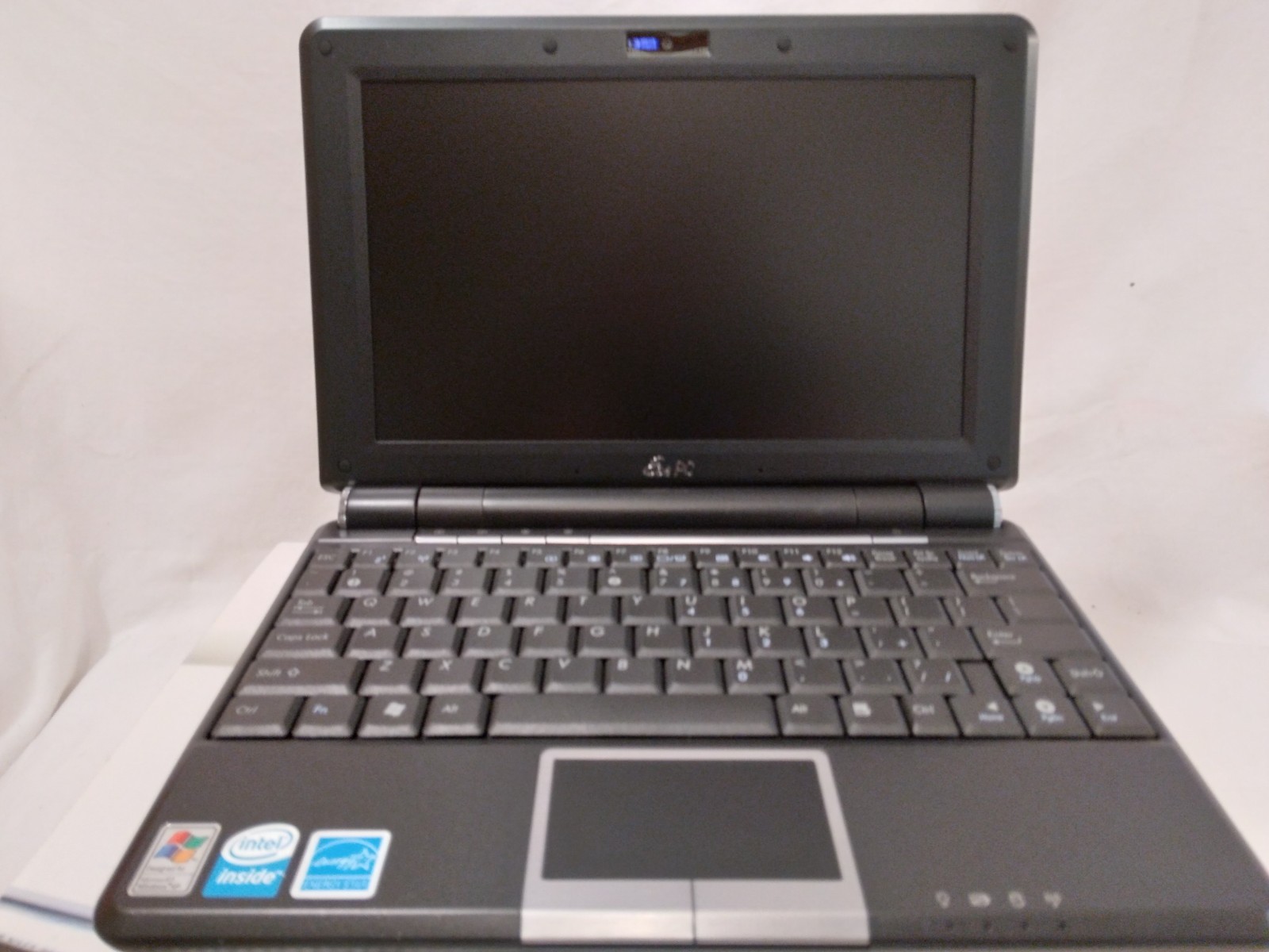 Asus Eee PC 1000HD – Open Box – Complete Kit – Sealed Charger – Untested