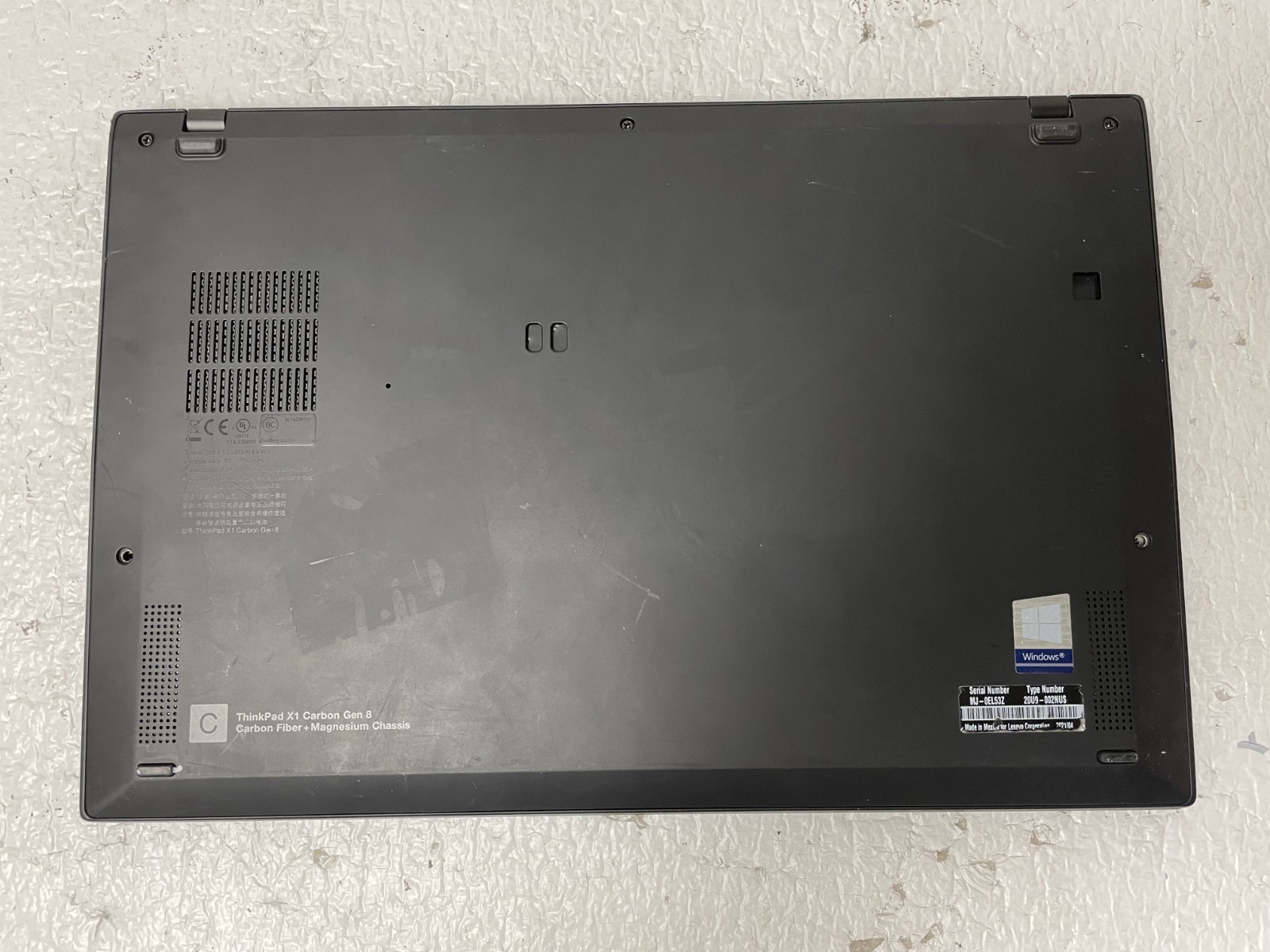 Lenovo X1 Carbon 8th Gen Core i7-10610U @1.80GHz 16GB RAM NO SSD For Parts