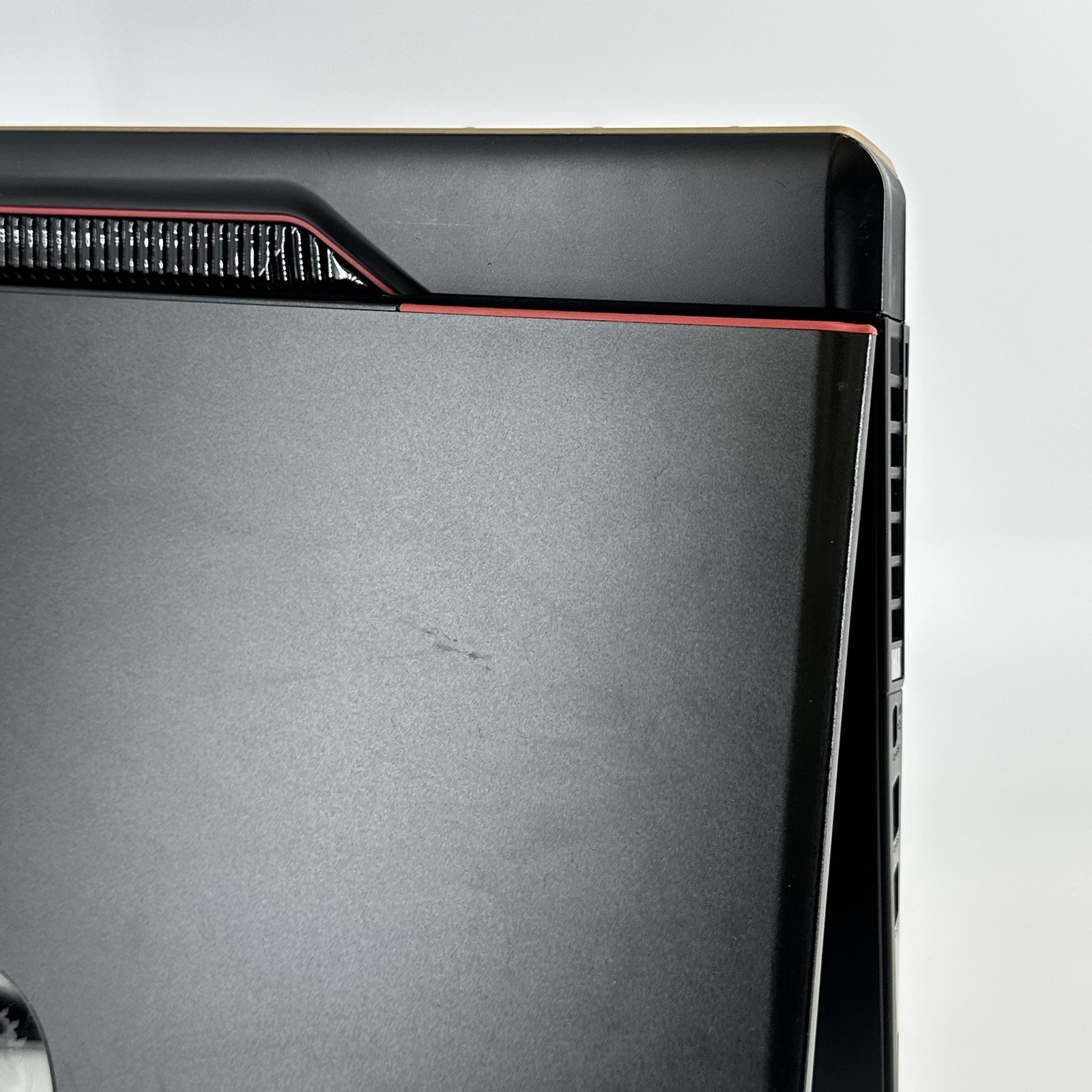 MSI Raider GE78 HX 17 QHD 2.2GHz i9-13980HX 32GB 1TB/1TB RTX 4080 FRAME GAP