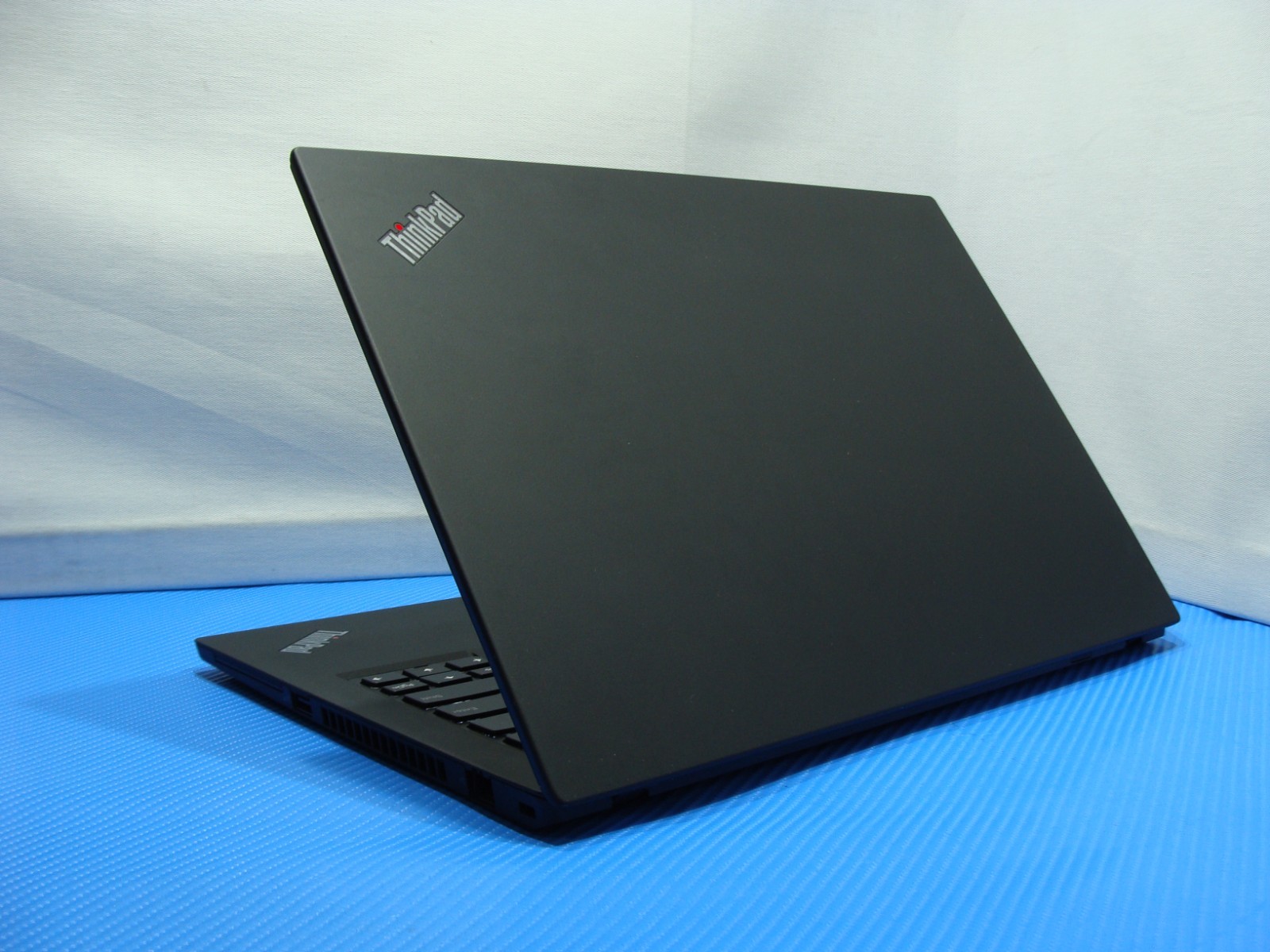Lenovo ThinkPad T14 Gen 2i 14″FHD i7-1165G7 2.8GHz 16GB 512GB 96ttery +PA W11