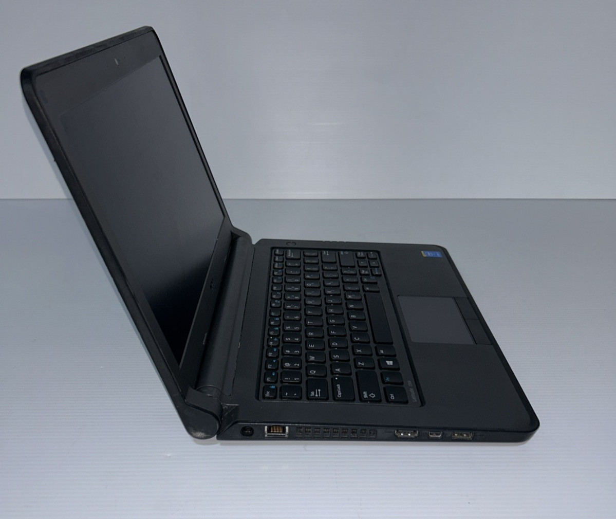 Dell Latitude 3350 Laptop i3-5005U 2.0GHz 4GB 128GB SSD Windows 11