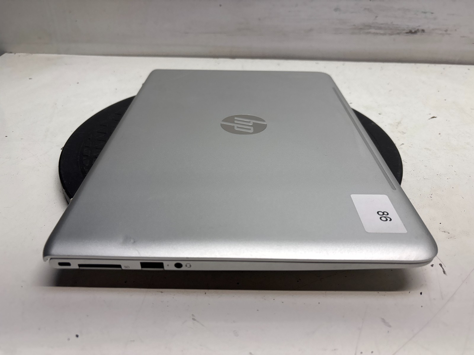 HP Envy 13-d023cl Intel Core i7-6500 2.50GHz 8GB 128GB HDD NO OS