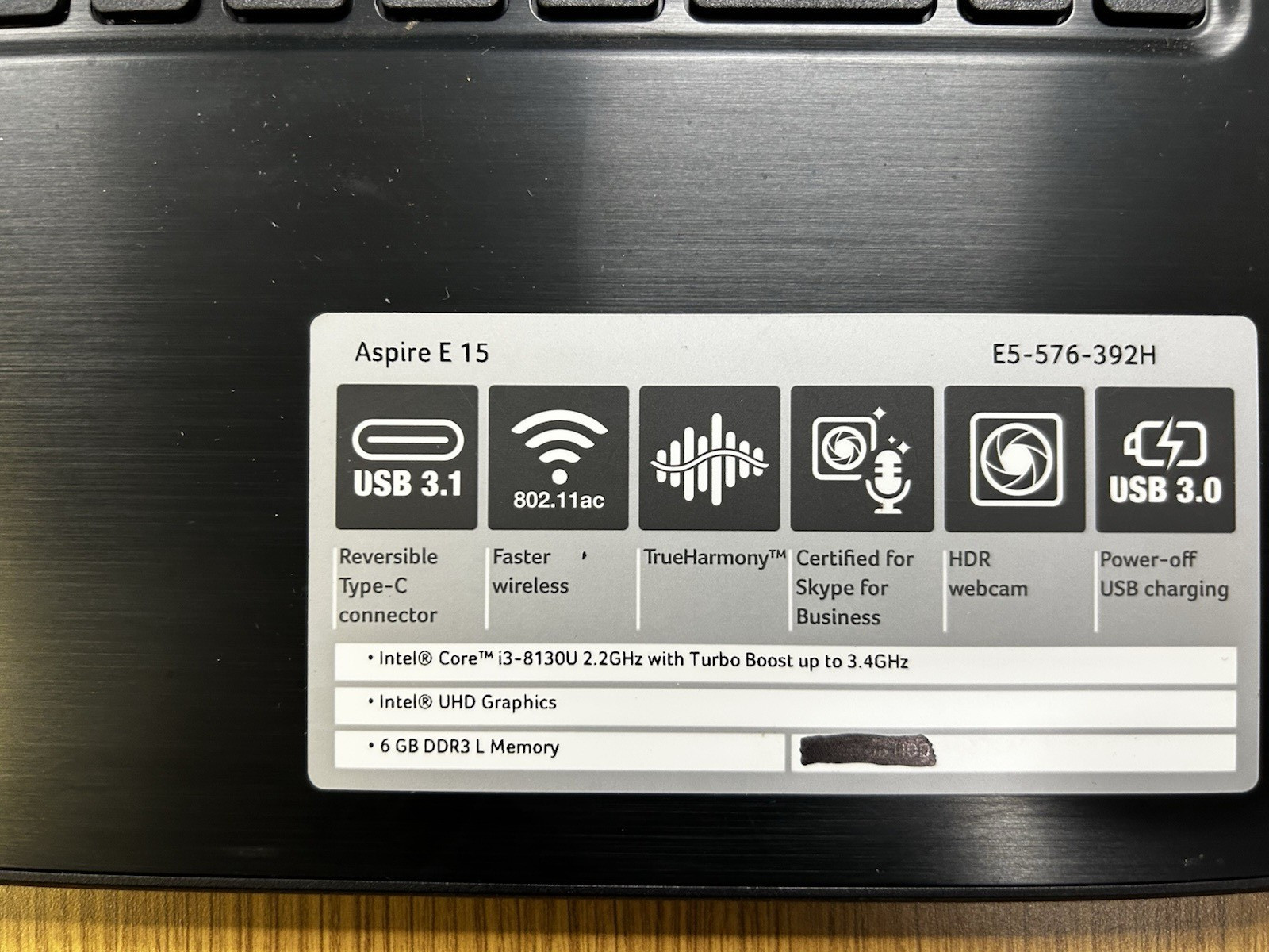 Laptop Acer Aspire E 15 15.6″ i3-8130U 6GB 250 gb hdd, Win11 home Black, TESTED
