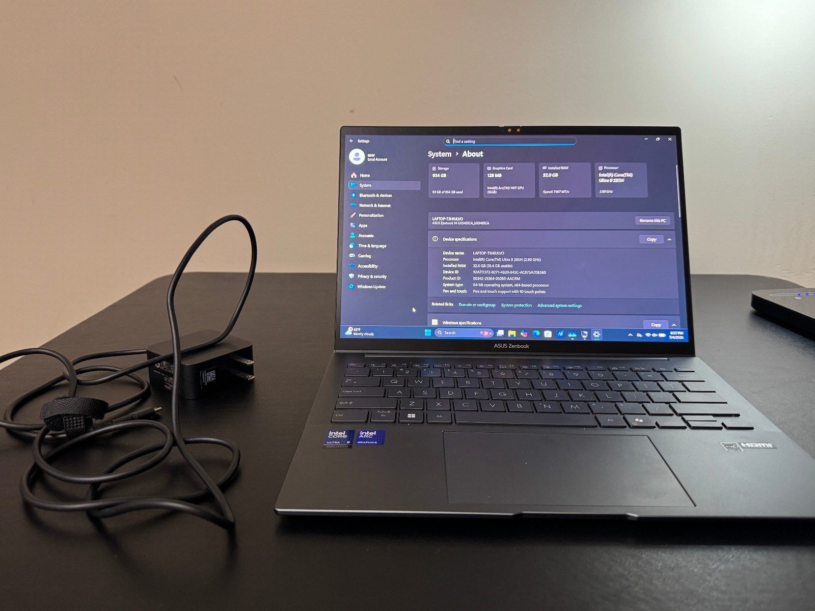 ASUS Zenbook 14 OLED Touchscreen Laptop – Intel Core Ultra 9 285H 32GB 1TB