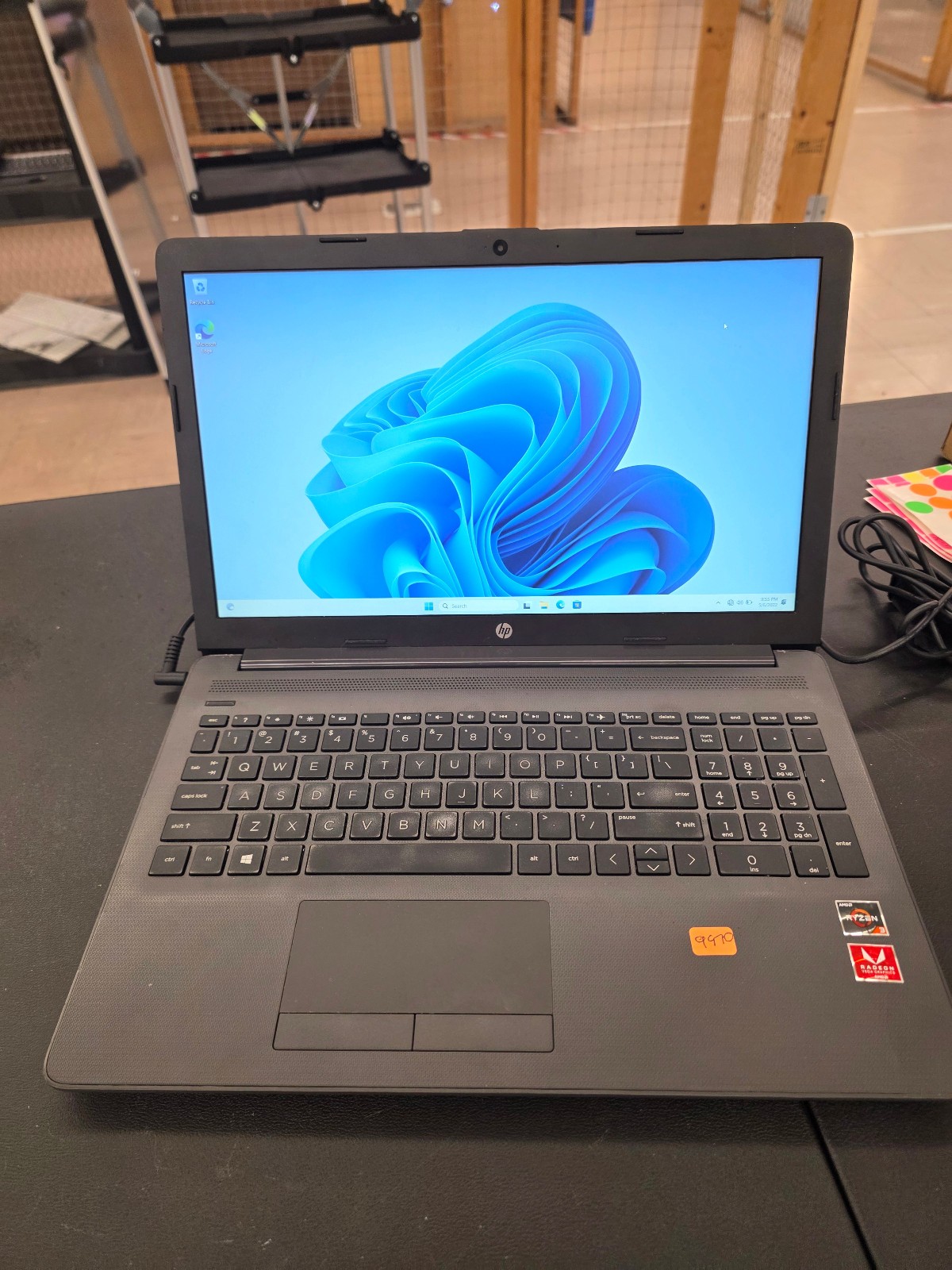 HP 255 G7 15.6 in Laptop Ryzen 3 2200U 8GB 256 GB NVME SSD Windows 11 Pro #9970