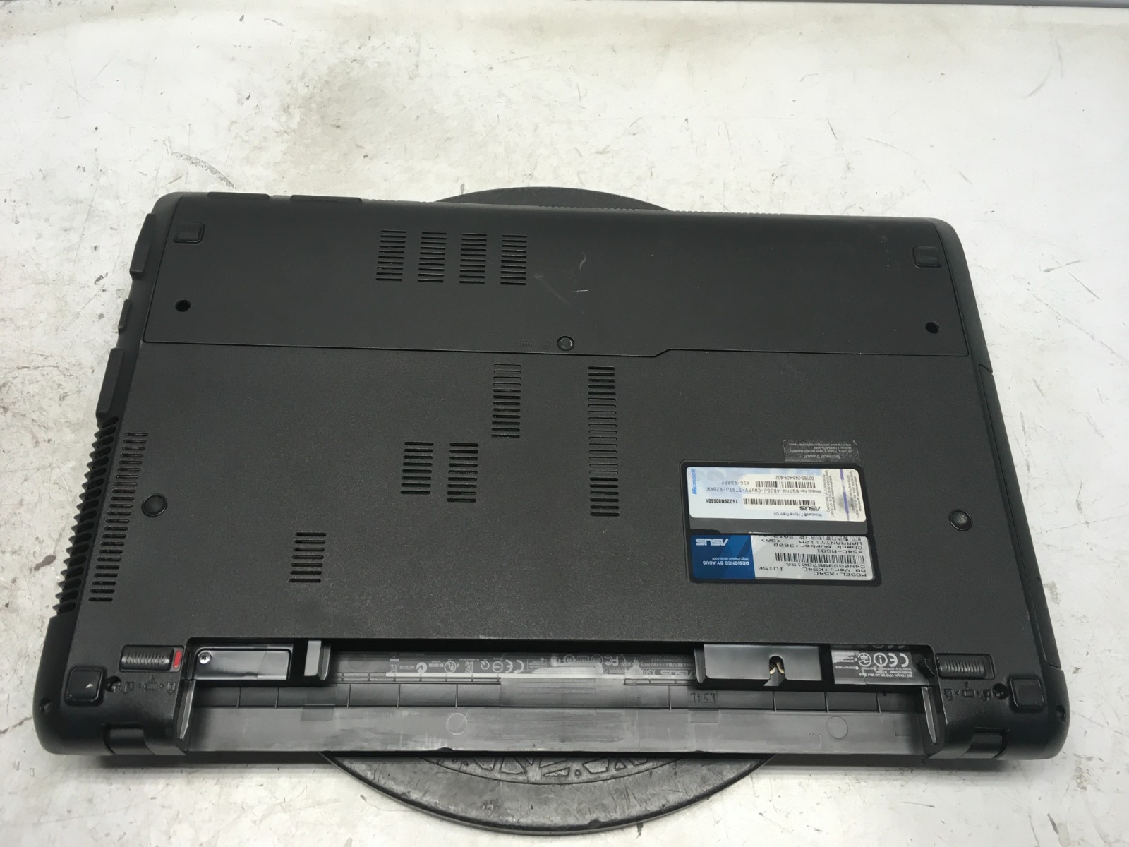 Asus X54C-MS91 Intel Pentium B960 2.2GHz 4 GB NO HDD