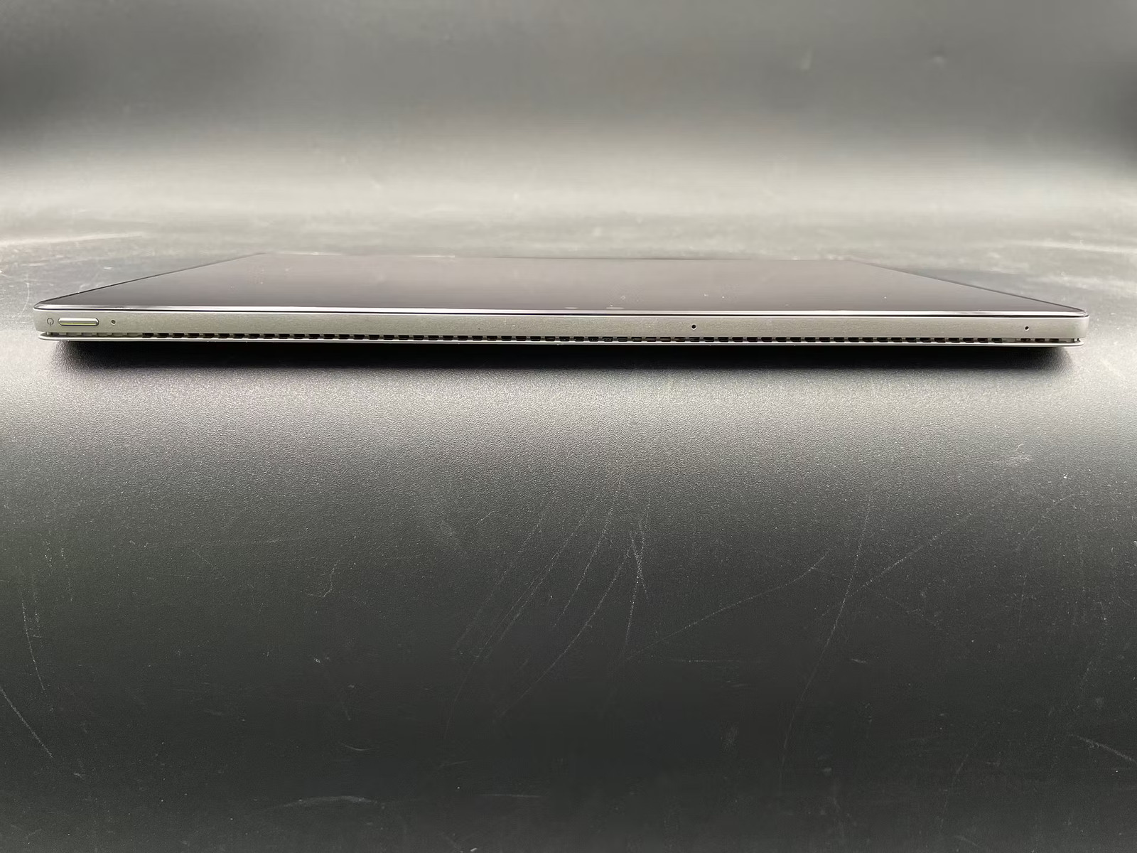 Dell Latitude 7210 Used 12.3″ (i5-10310U-16GB-256GB NVMe)