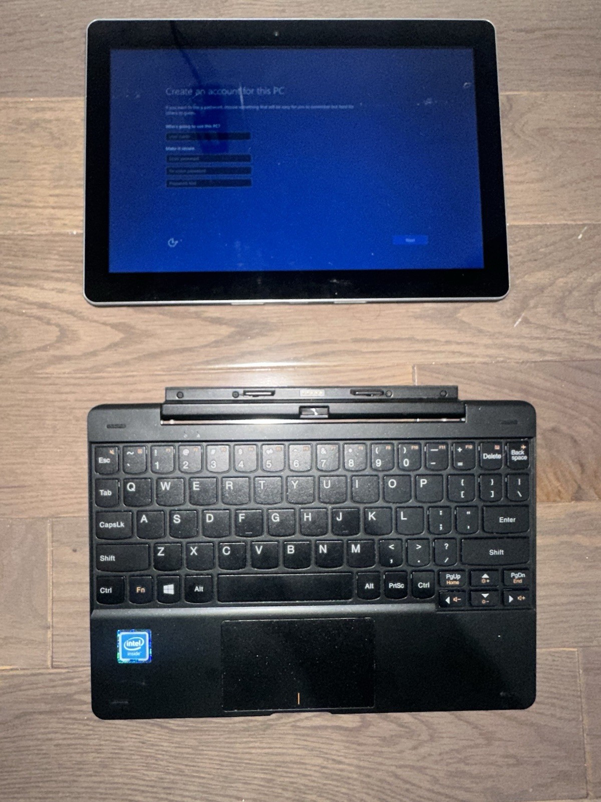 Lenovo IdeaPad MIIX 300-10IBY 2-In-1 Tablet With Keyboard Model 80NR – Excellent