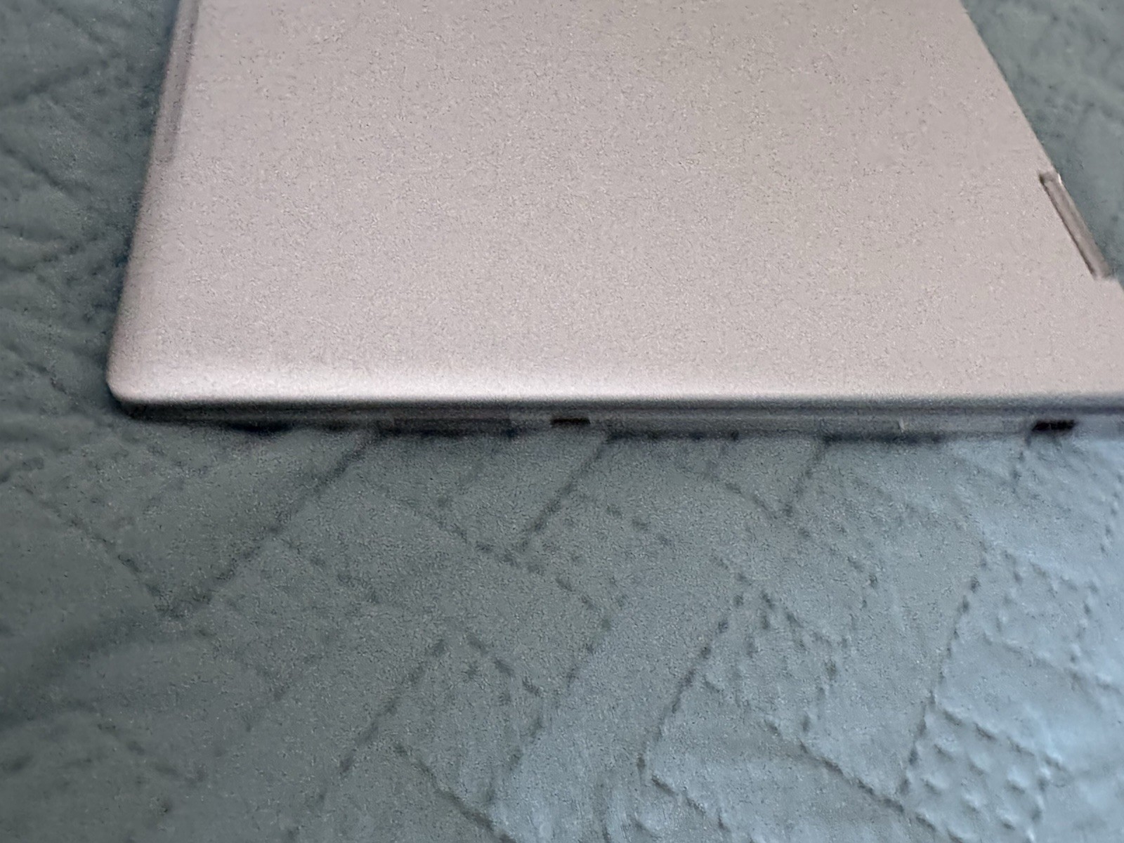 HP Envy x360 15.6″ Touch 2-in-1 Laptop i5-8250U 12GB RAM 1TB HD Win 10