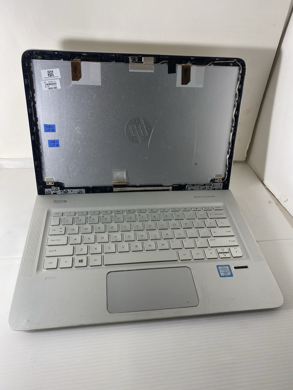 HP envy Touch screen 13” I7 8th Gen *parts