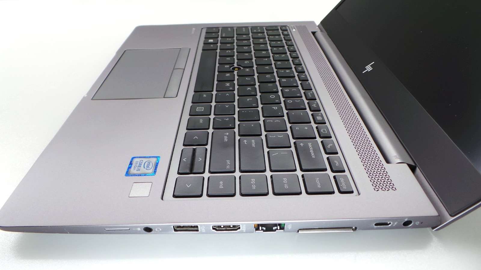 HP ZBook 14u G5 | 14″ | i5-8265U 1.60GHz | 8GB RAM 256GB NVMe | WIN 11 PRO