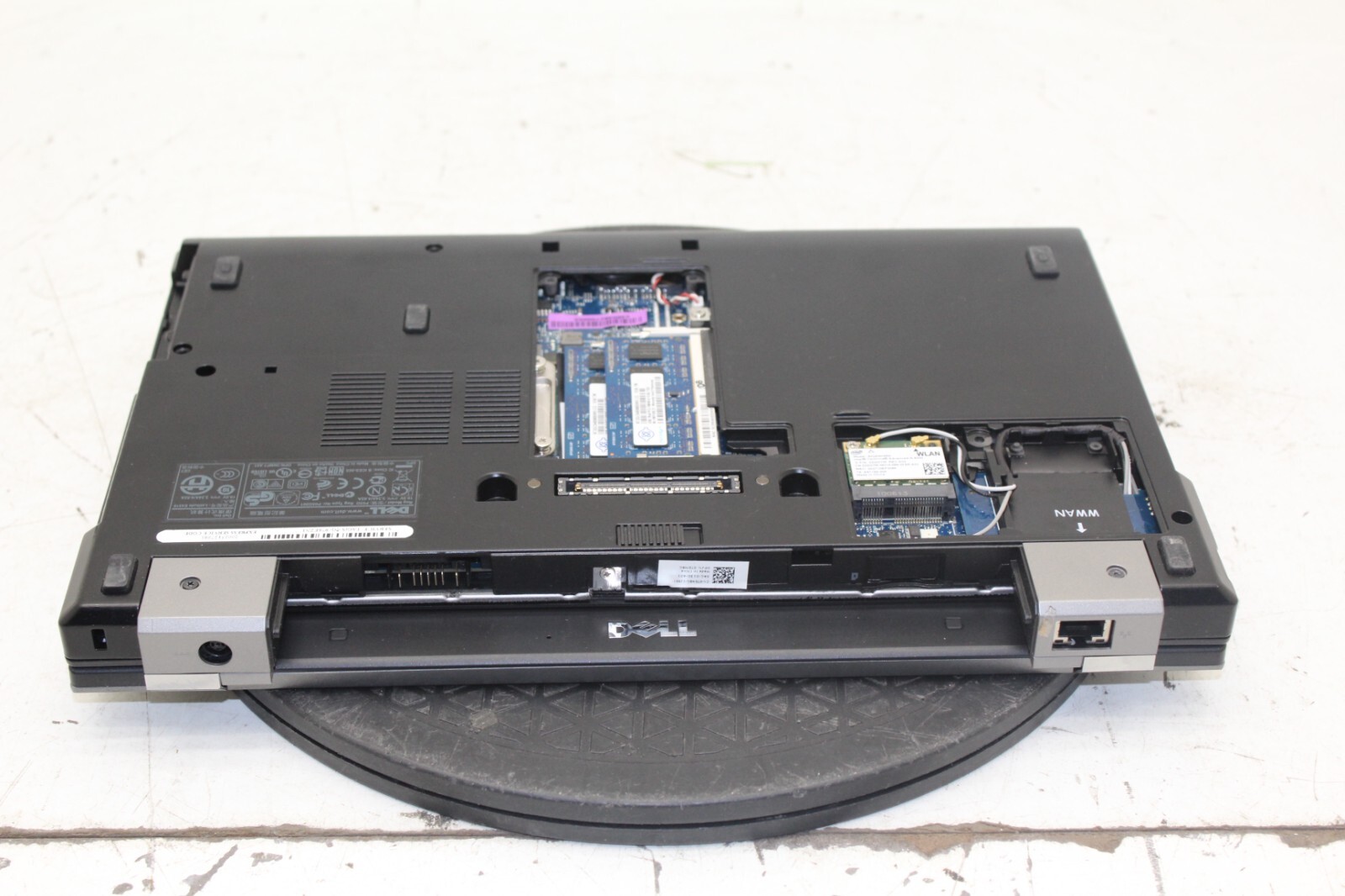 Dell Latitude E4310 Laptop Intel Core i5-M520 4GB Ram No HDD or Battery