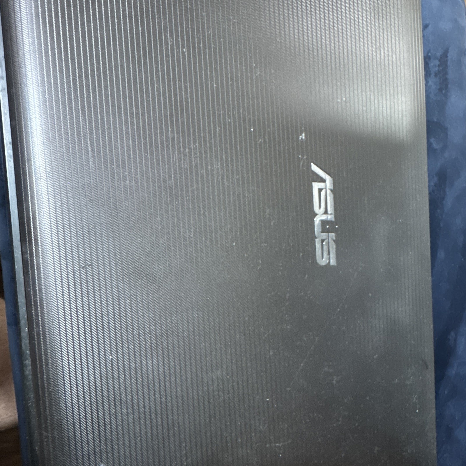 ASUS K53E K Series 15.6 in Intel Core i5 Windows 7 Home Premium HDMI (As is)