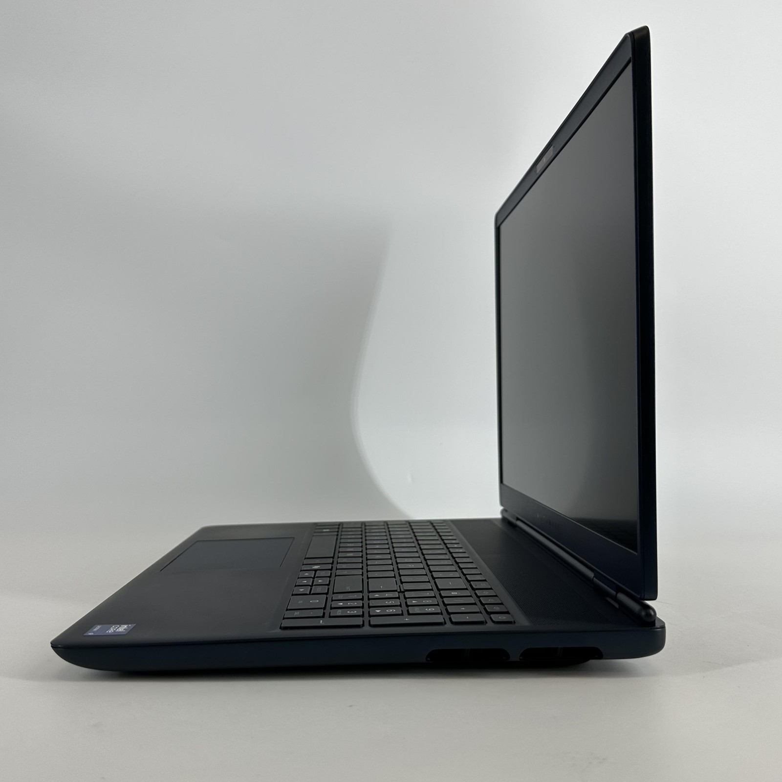 Dell Alienware 16X Aurora 240Hz QHD+ 2.7 GHz Ultra 9 275HX 32GB 2TB SSD RTX 5070