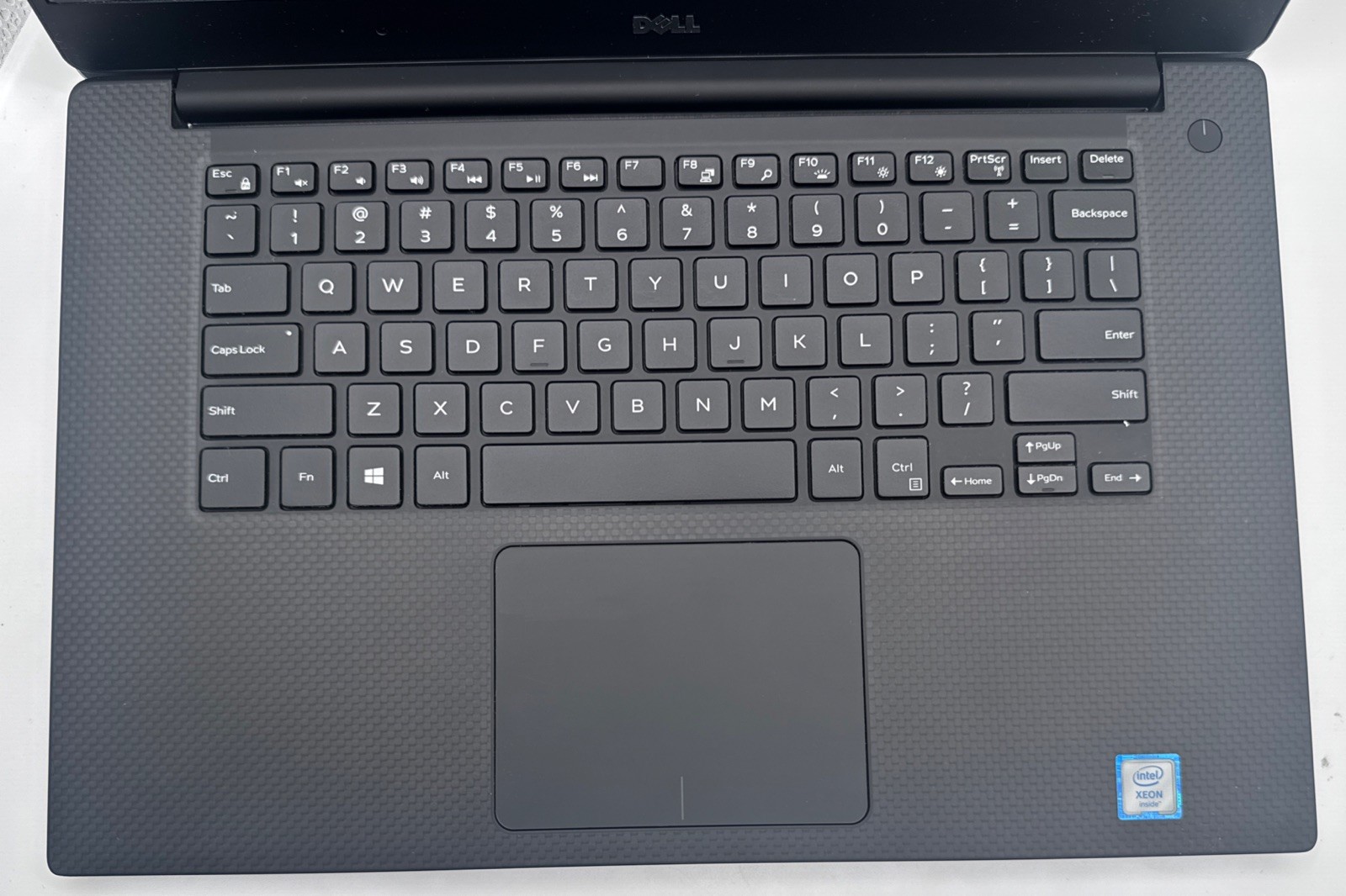 DELL PRECISION 5520 | XEON E-1505M V6 | 1TB 32GB | Win 11Pro-Excellent Battery!