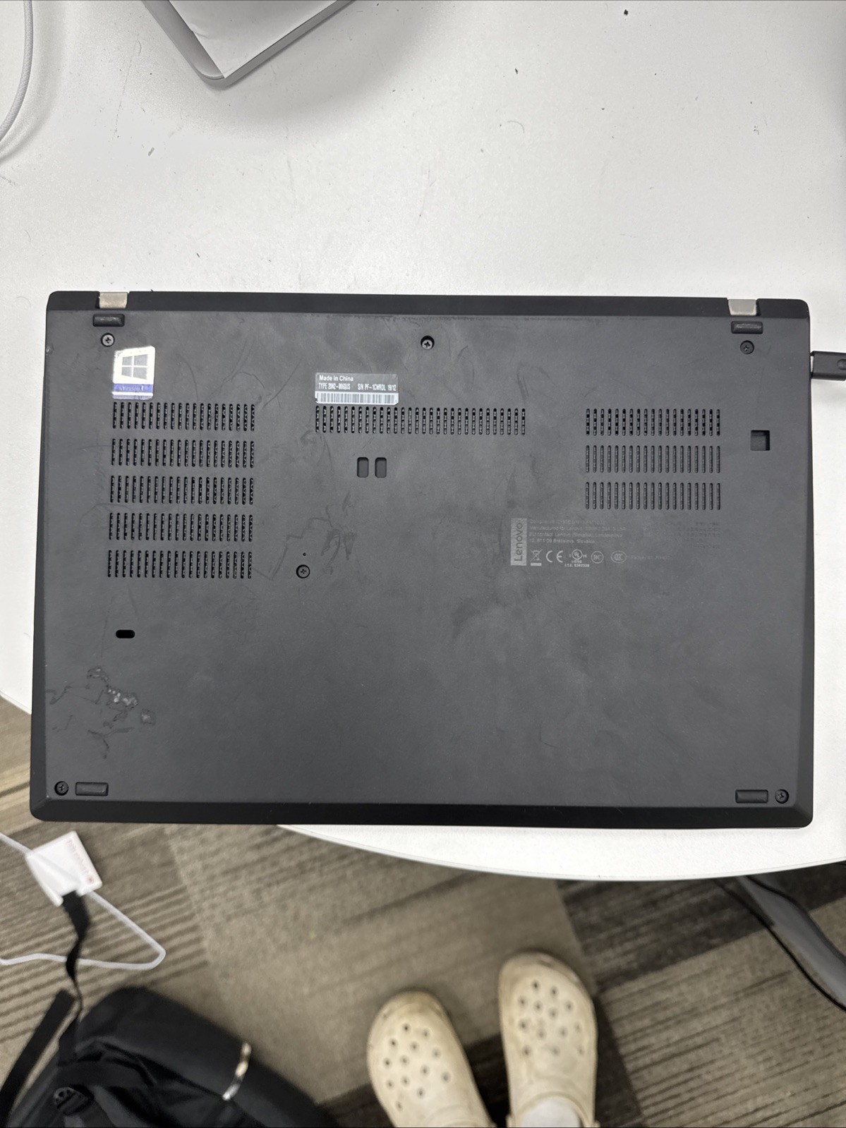 lenovo thinkpad T490s i5 (boots to bios)