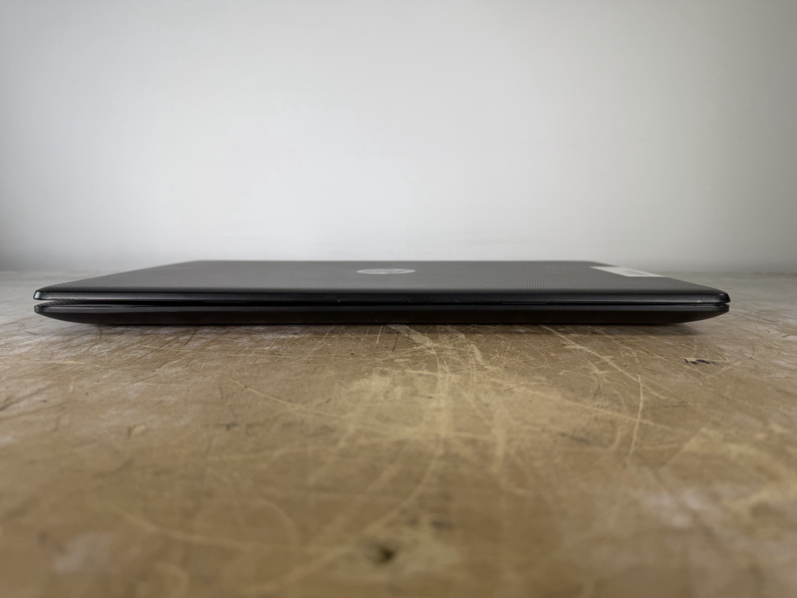 HP 17-BY1053DX i5-8265U @ 1.60GHz, 8GB RAM, NO HDD/OS – (PARTS)