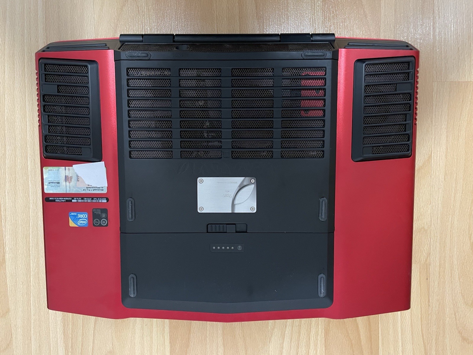 Alienware M17x R2 Nebula Red | 219h Runtime | 1200p | 77% Battery Health | MINT