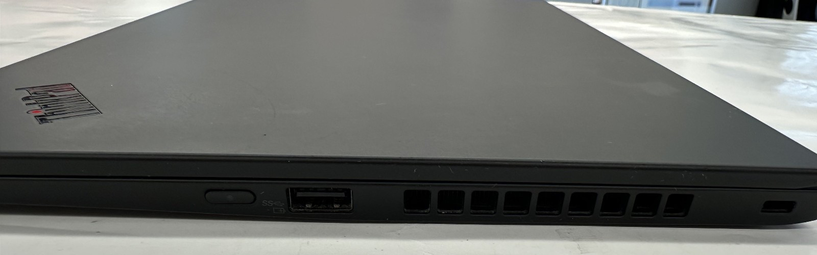 Lenovo TP X1 20QD Carbon 7th Gen 14″ Intel i7-8665U 1.9GHz 16GB 512GB SSD Win 11