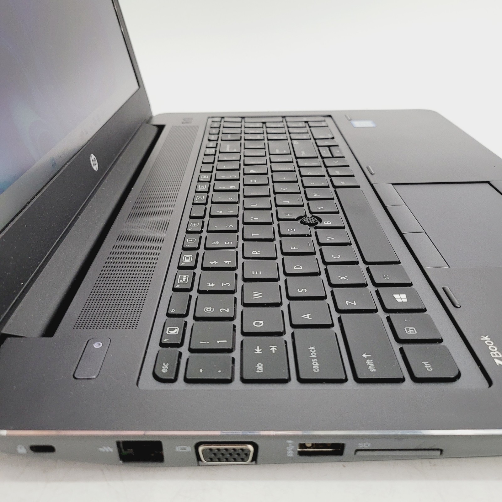 HP ZBOOK 15 i7-7700HQ 50GB RAM 180GB NVMe 15.6″ Quadro M1200 Laptop Win 11