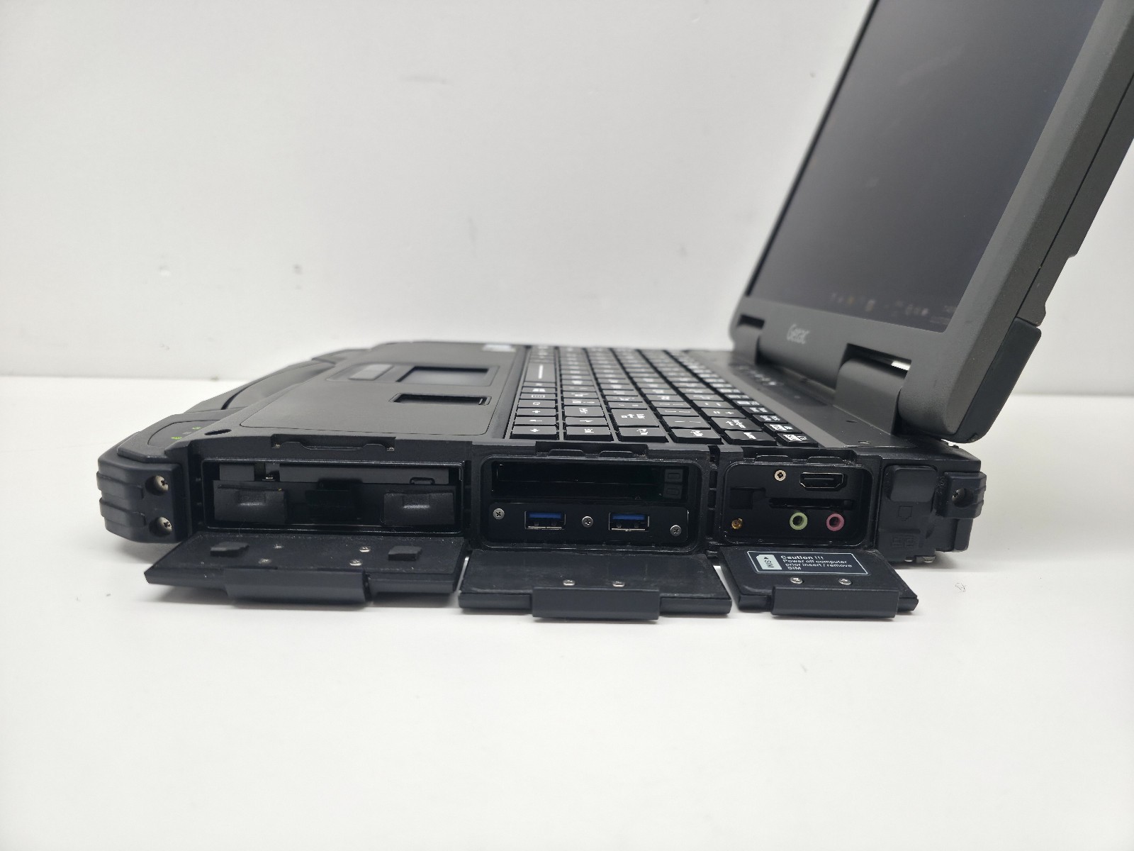 GETAC B300 G6 Laptop CORE I7 6th Gen 8GB 512GB SSD LTE Touch DVD Finger GPS