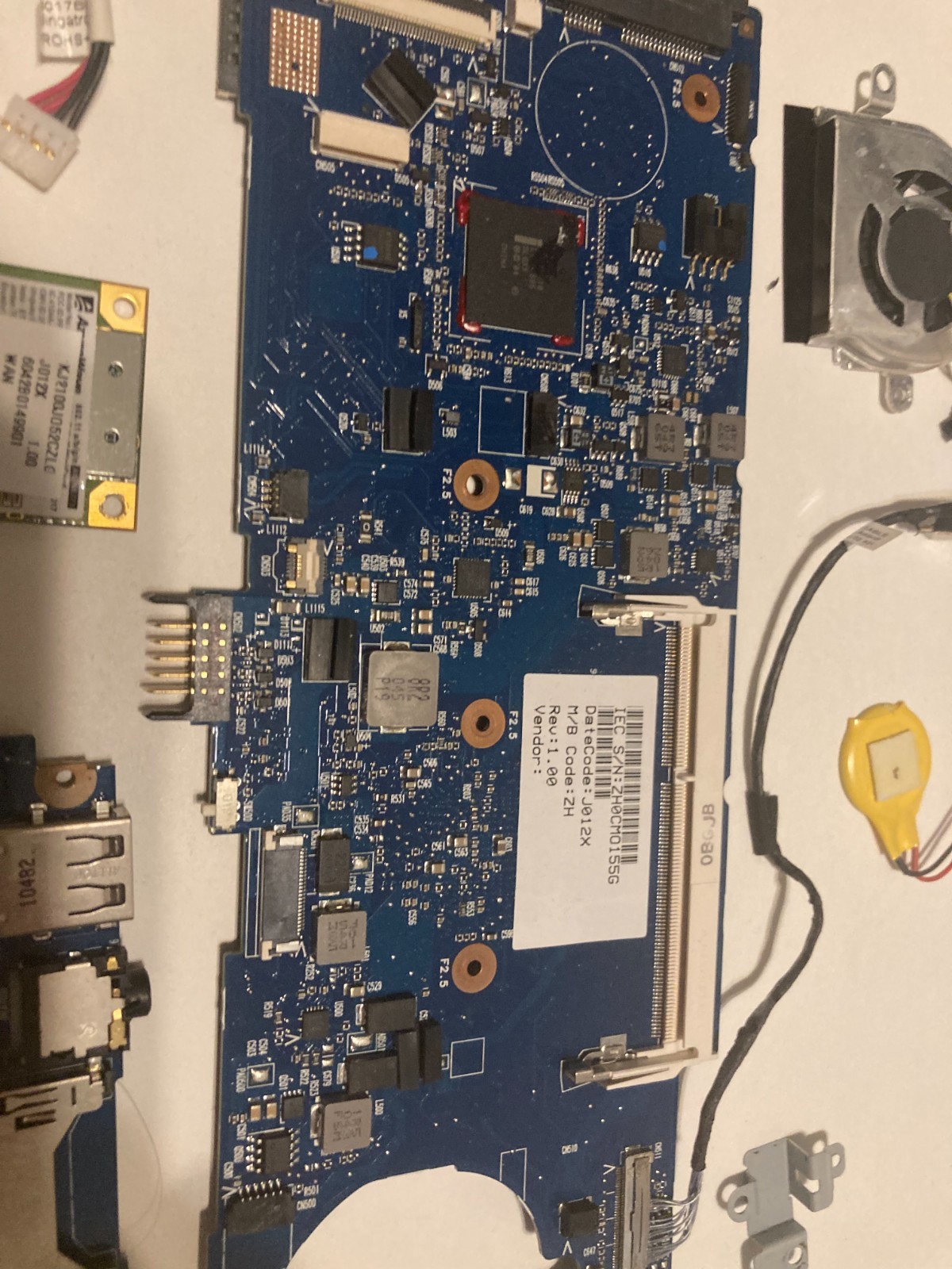 Internal Parts to Google CR-48 Chromebook