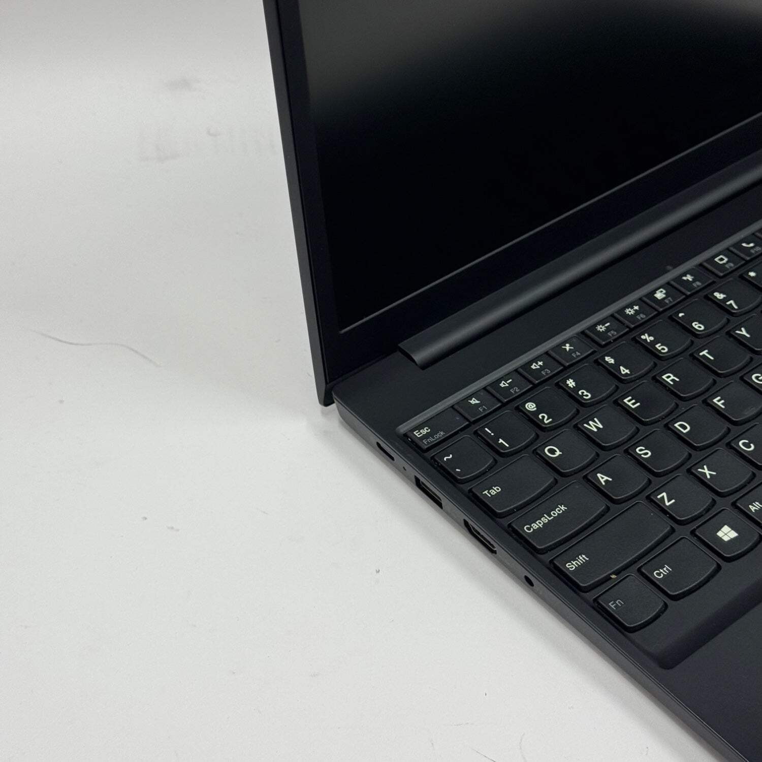 Lenovo ThinkPad E15 Gen 2 20T8S0Q700 15.6″ Ryzen 5 Pro 4650U 40GB RAM 1TB SSD