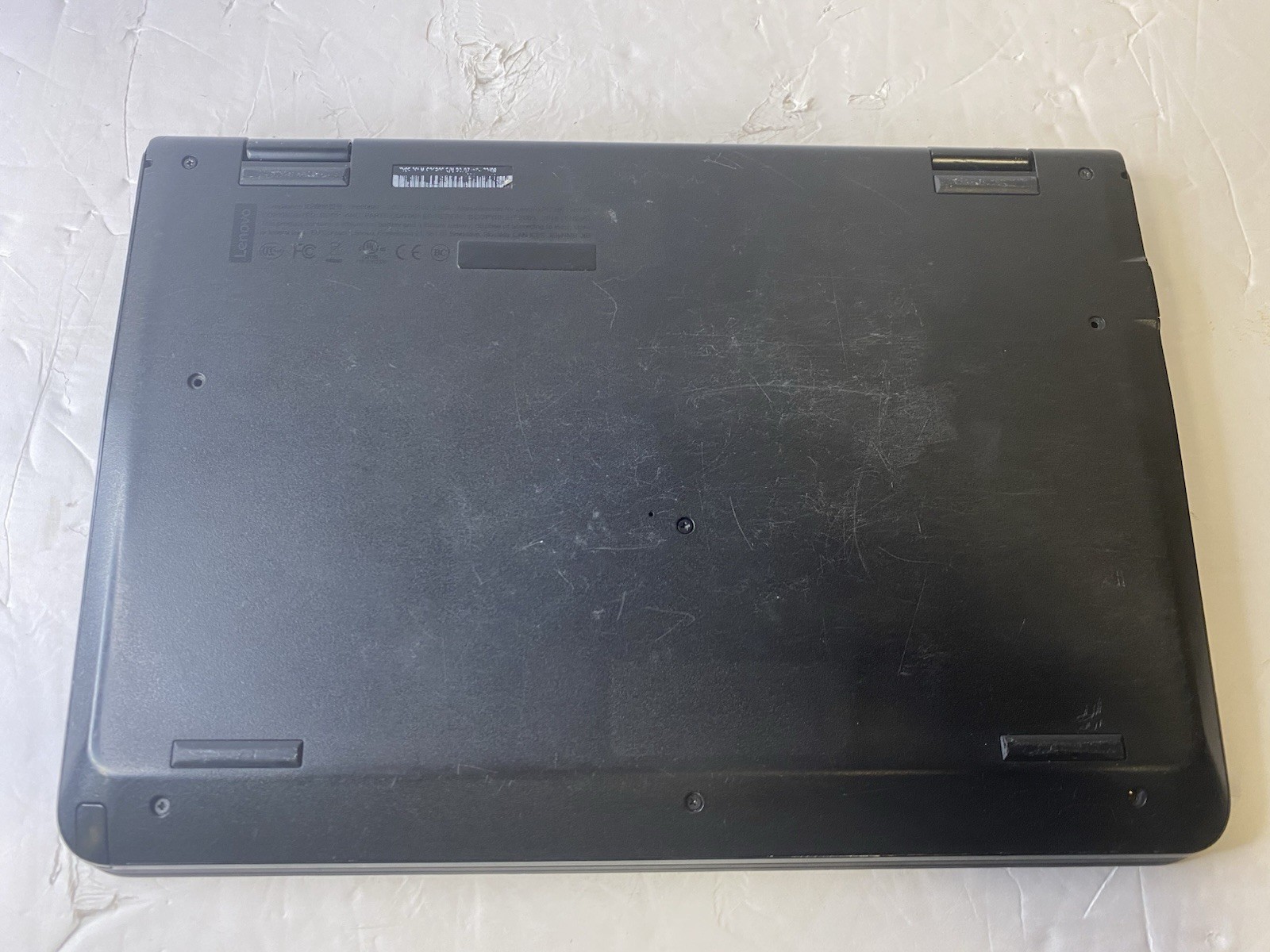 Lenovo ThinkPad Yoga 11e 11.6in 2 in 1 flip TouchScreen Windows 10