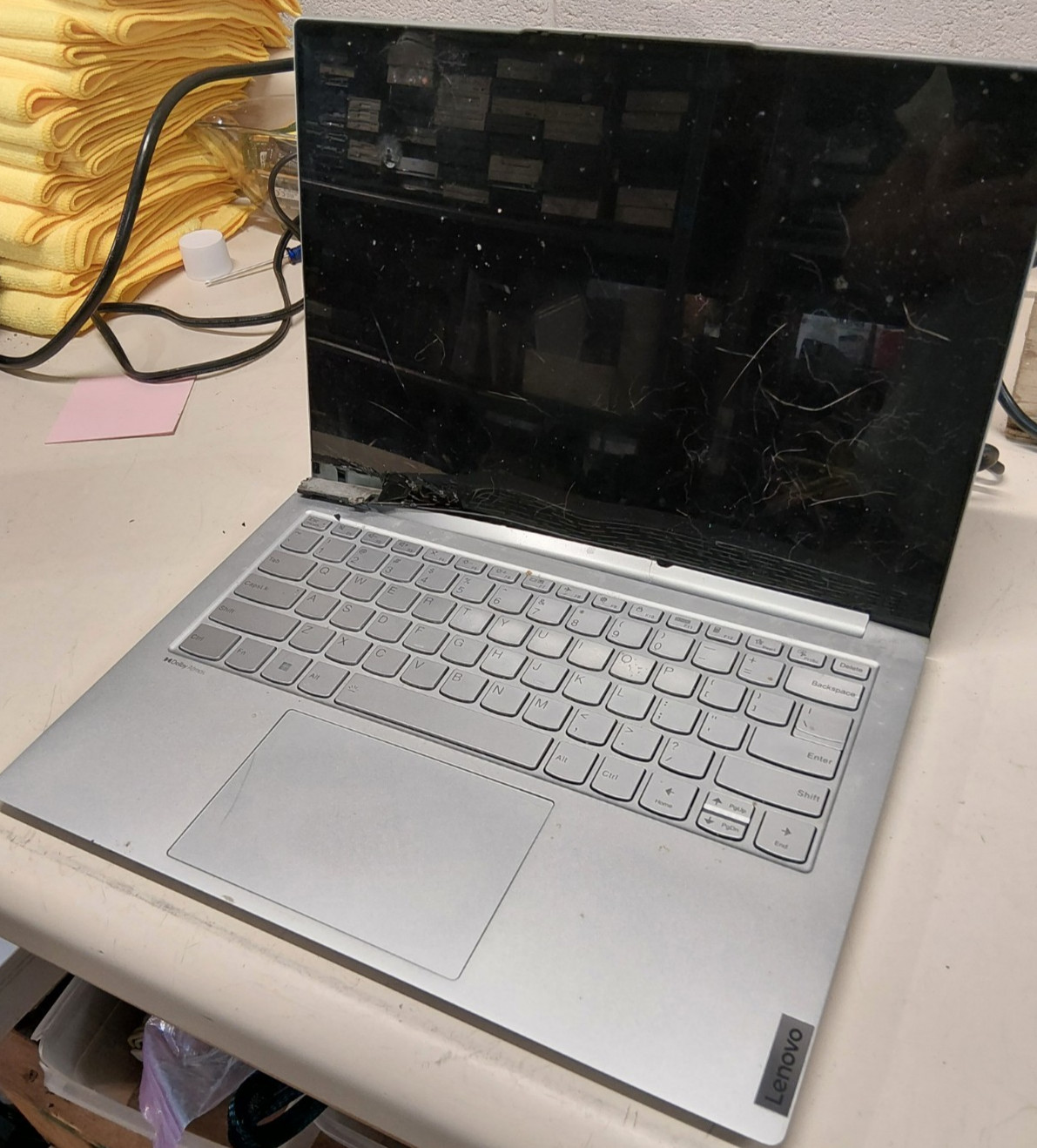 Lenovo Slim 7 14IAP7 FOR PARTS/NOT WORKING-CRACKED SCREEN #908