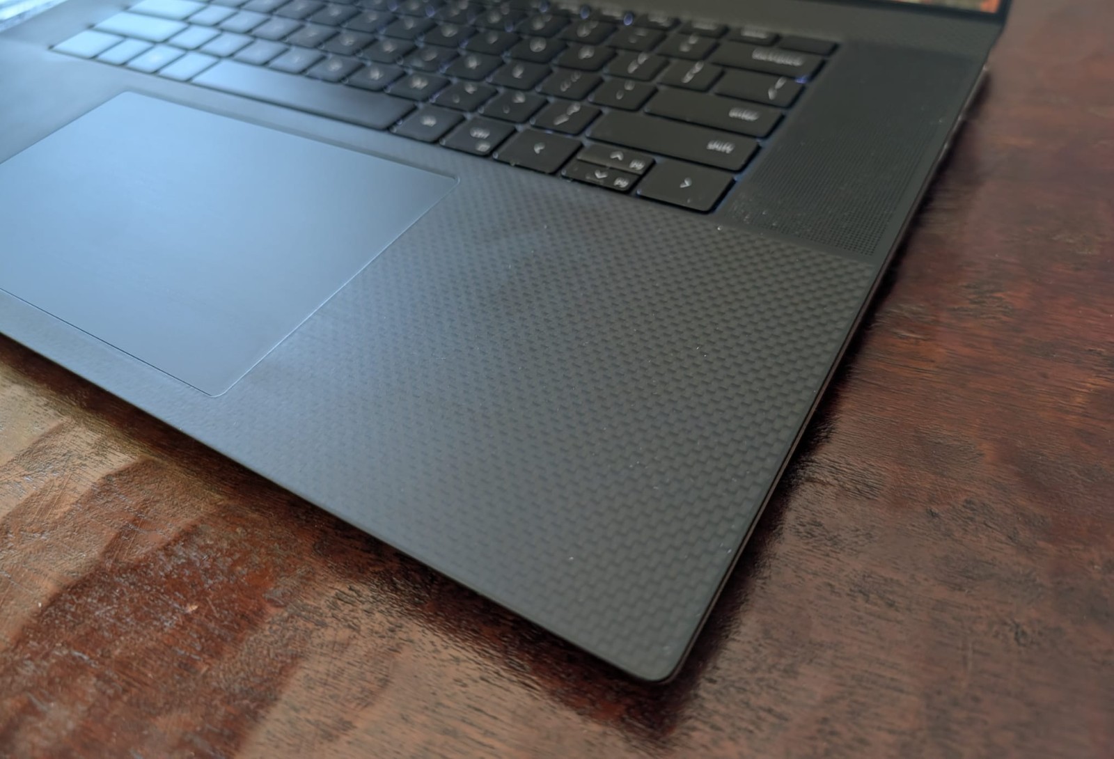 Dell XPS 17 9720 17″ FHD+ i7-12700H 32GB RAM 1TB SSD RTX 3050 Win 11 Pro Grade A
