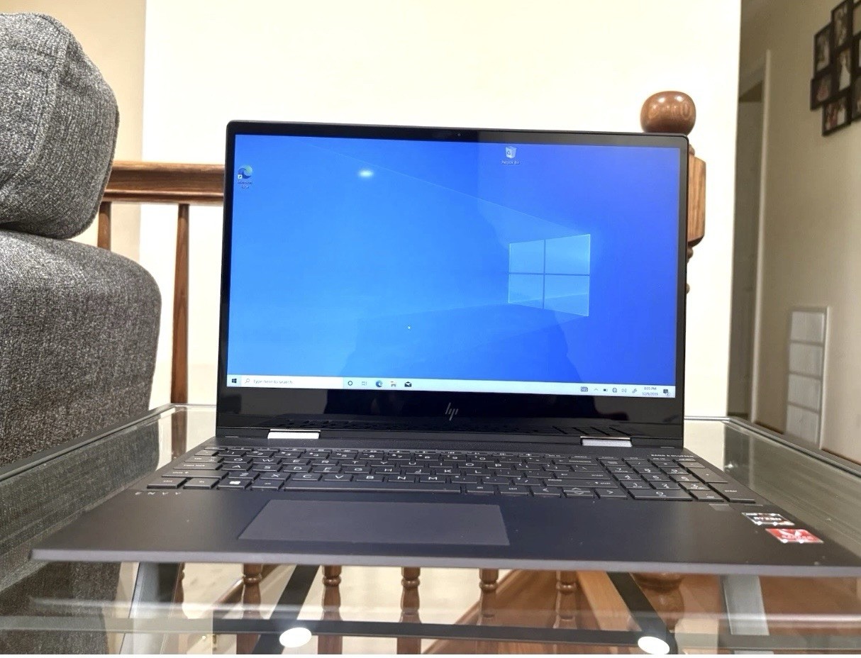 Hp Envy X360/ Ryzen 5 3500 U/ 8ram/ 256 SSD/Win 10pro/ Touch/ Charger Included