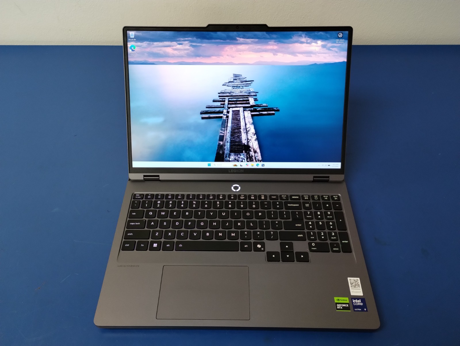 Lenovo Legion 5 16IAX10, Intel Core Ultra 9 275HX, 2.70 GHz 32 GB RAM, 1 TB NVMe