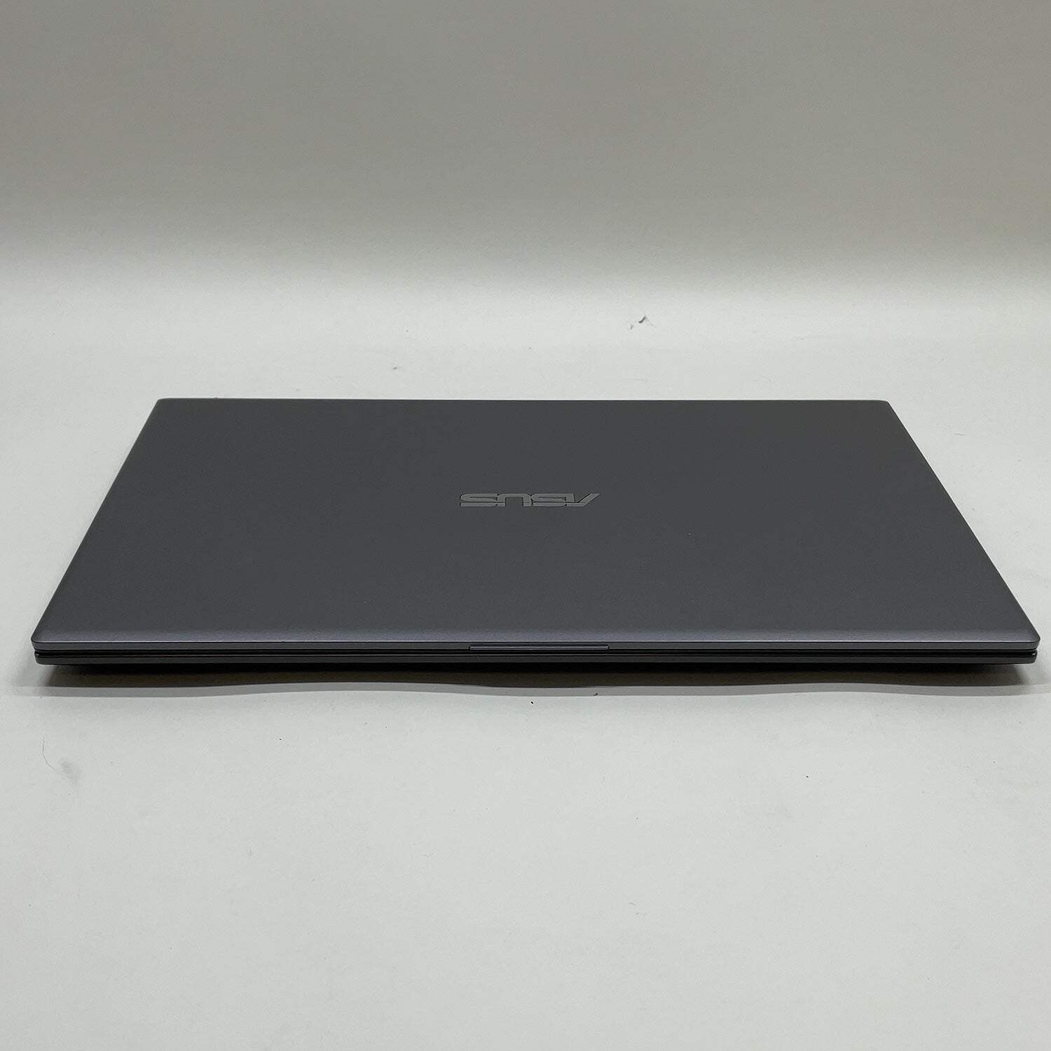 Asus Vivobook 15 F512D 15.6″ Ryzen 3 3200U 2.6GHz 4GB RAM 512GB SSD