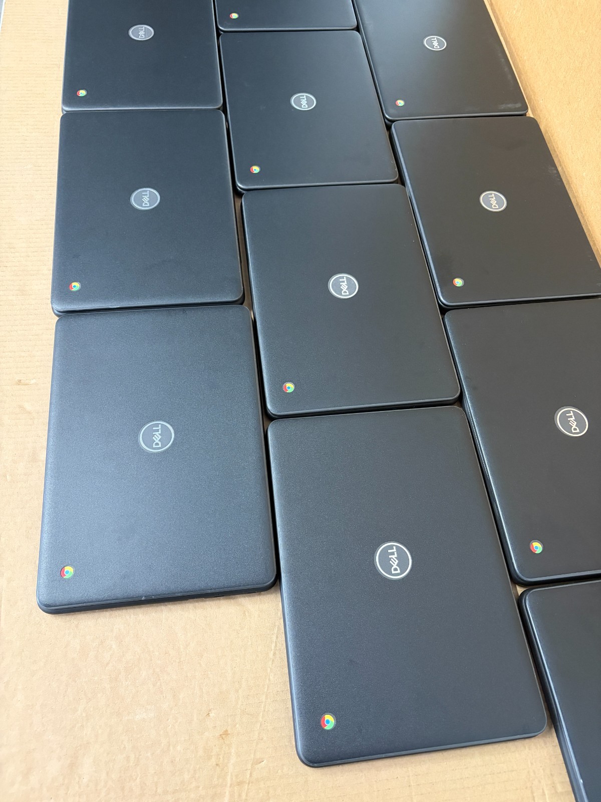 Lot of 12 Dell Chromebook 3100 | Celeron N4000/N4020 4GB 32GB eMMC H