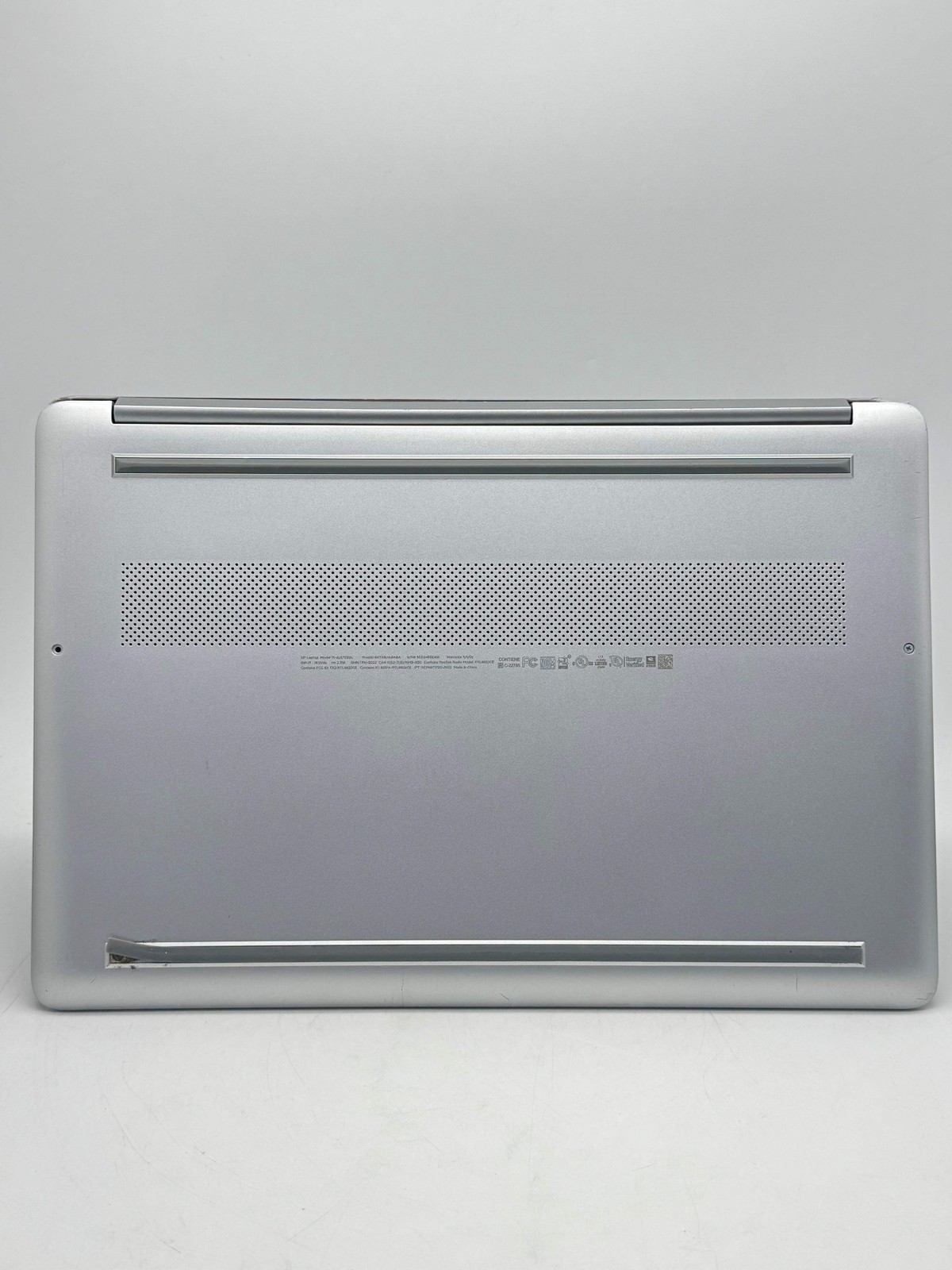 HP 15-DY2702DX 15.6″ Core i3 11th Gen 8GB 256GB Silver – Won’t Boot For Parts