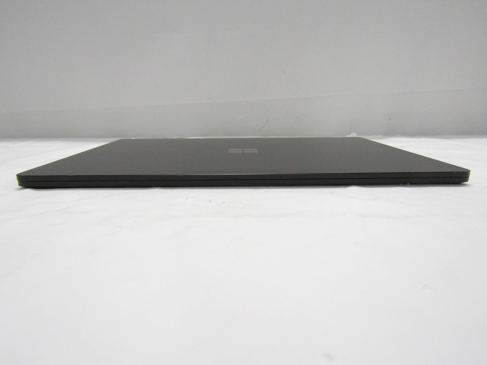 Microsoft Surface Laptop 5 1.60GHz i5-1245U 8GB RAM 256GB SSD 13.5″ Win 11 – B