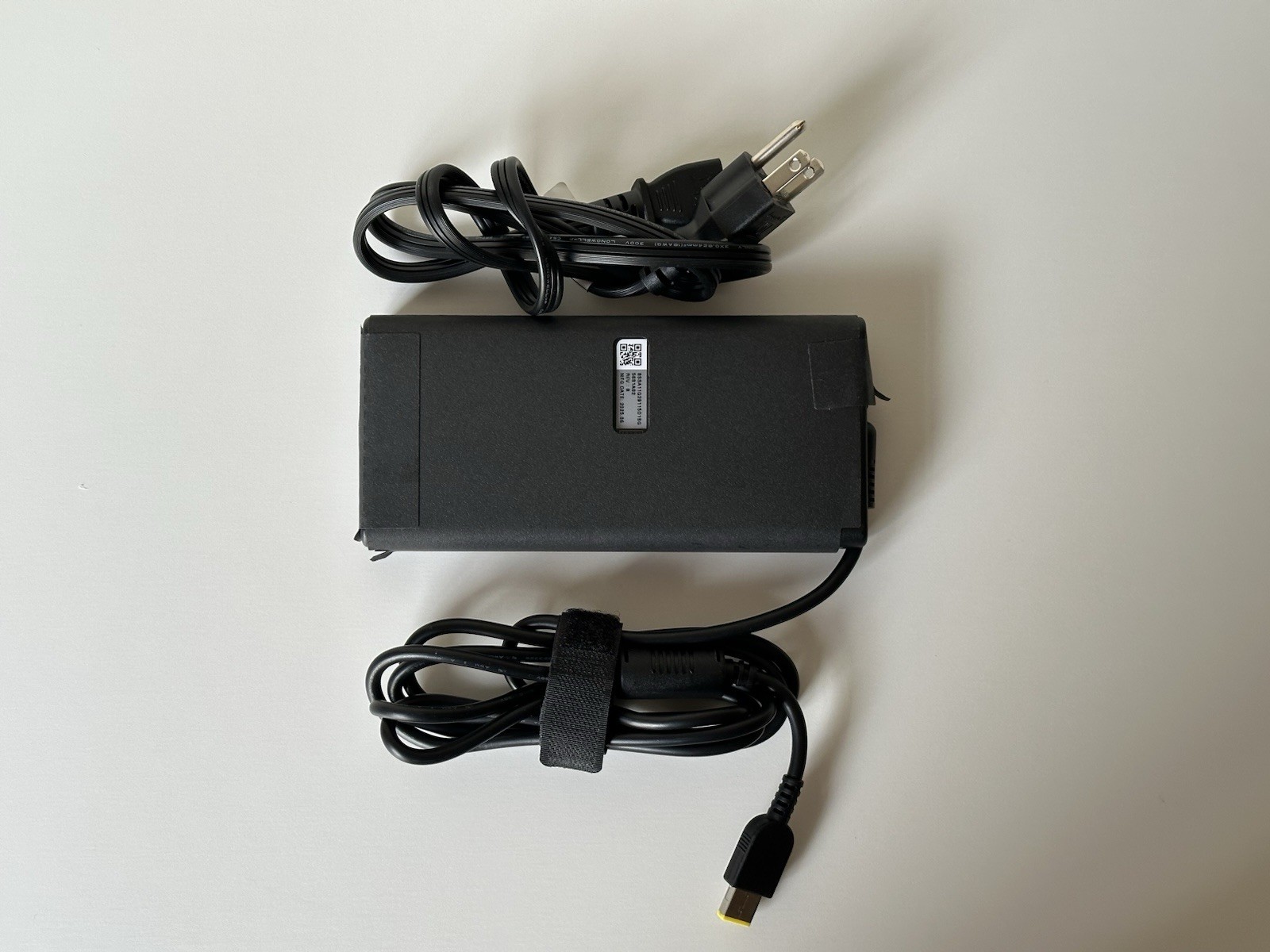 Lenovo Legion 5 15IAX10 OLED QHD+ Ultra 9 275HX RTX 5070 32GB 1TB Open Box WTY