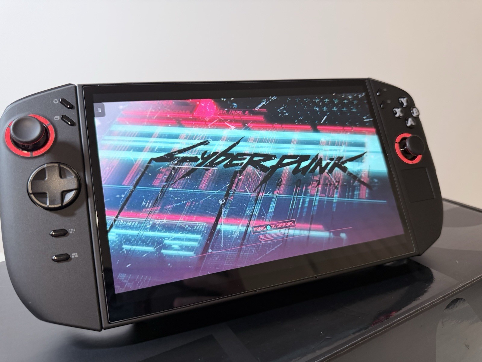 Lenovo Legion Go 2 OLED Ryzen Z2 Extreme 32GB (1TB SSD Model) – Gaming Handheld