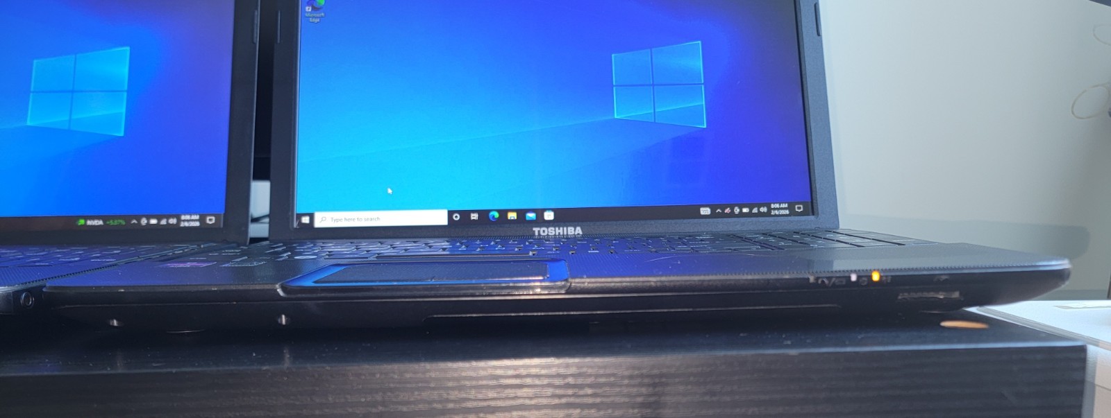 2x Toshiba Satellite C855D Laptop AMD E2-1800 1.7 GHz 8GB RAM 500/300 GB Win 10