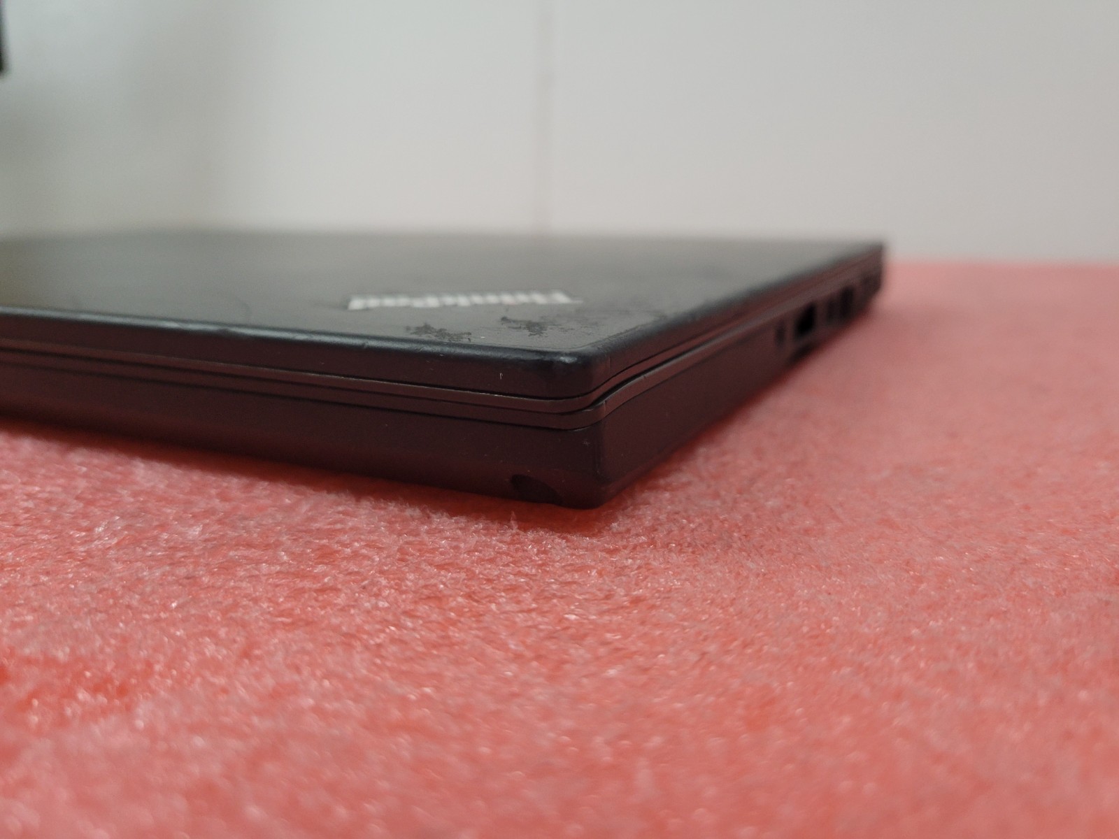 Lenovo ThinkPad T450 i5-5300U 4GB RAM *AS IS/No HDD/No OS/No Battery* | LP483