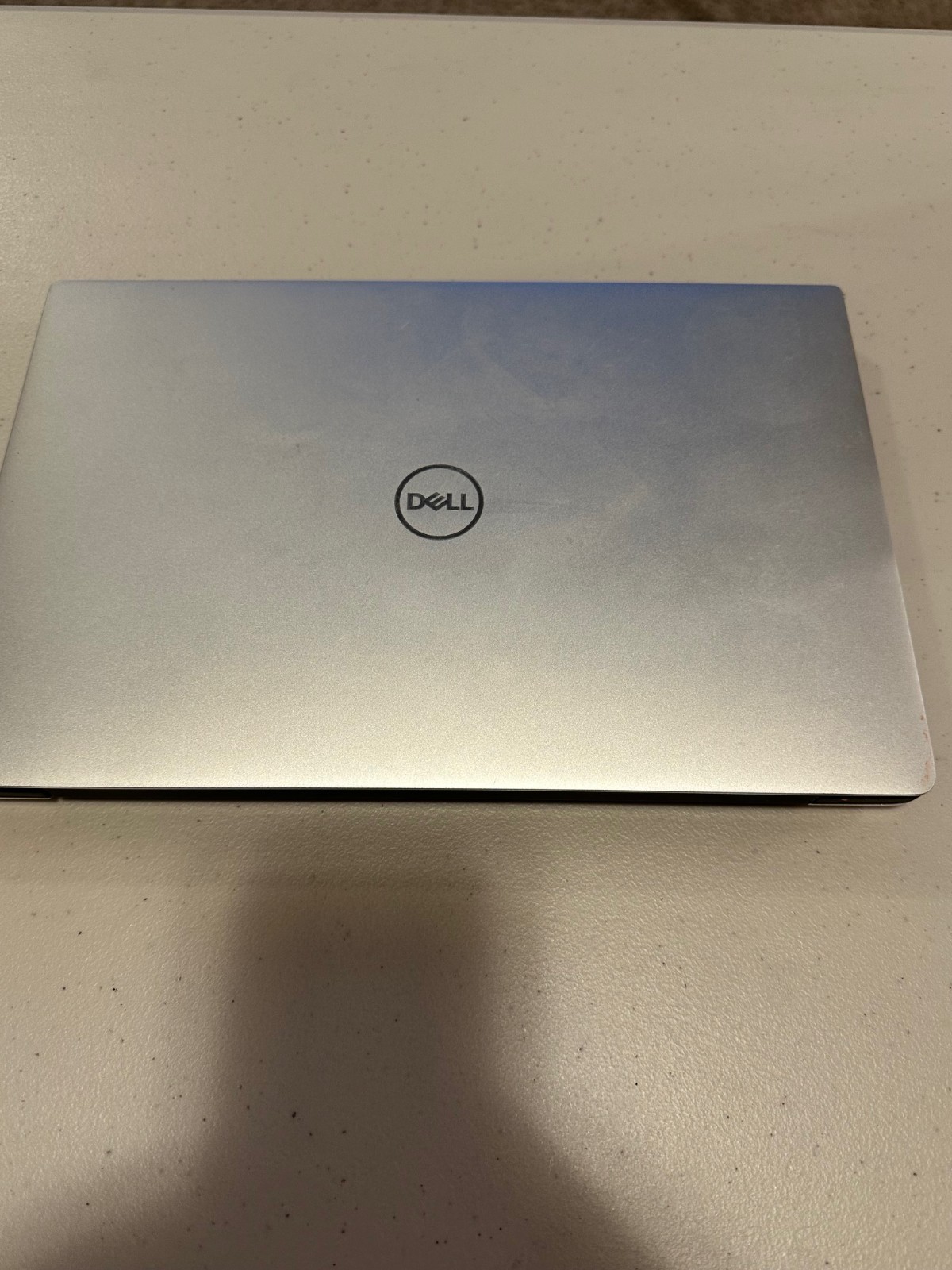 Dell XPS 13 7390 13.3 in Intel Core i5, Parts Only, Screen Works, No SSD