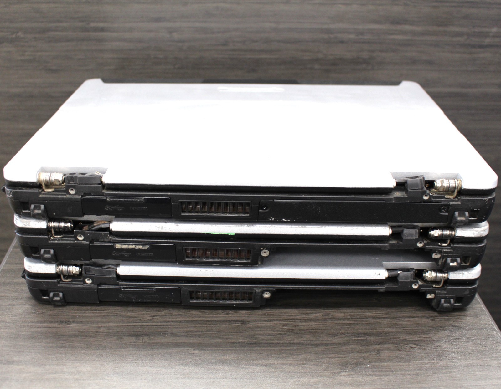 Lot of 3 Panasonic Toughbook FZ-55 14″, i7-8665U 4GB, NO SSD, Functional