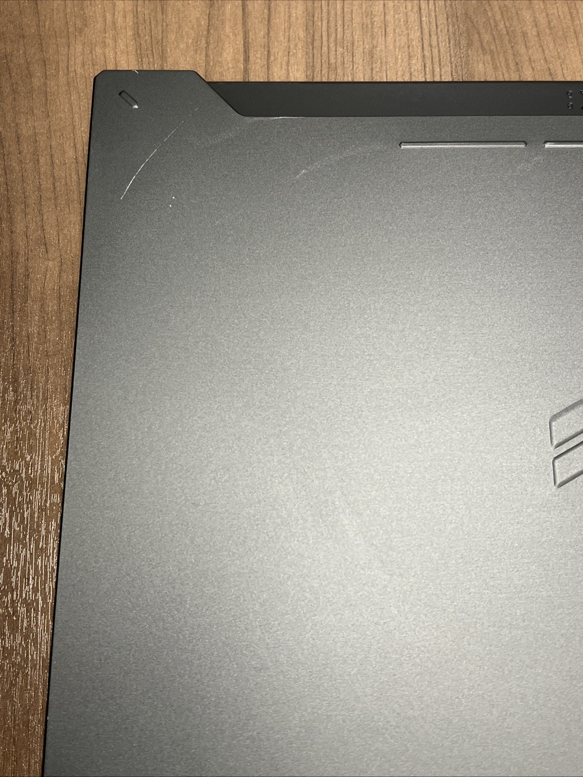 ASUS TUF Gaming F15 i7-13620H RTX 4060 (8GB) 16GB DDR5 512GB SSD 15.6″ 144Hz