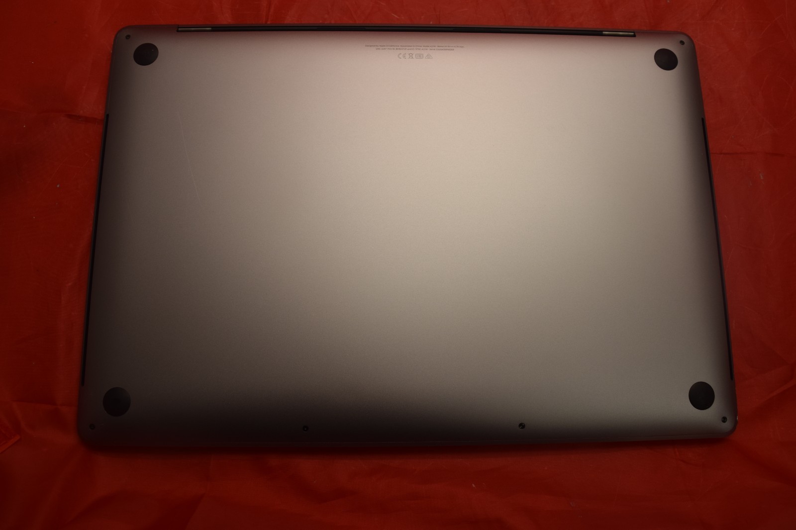 2019 Apple MacBook Pro A2141 16″ Core i7 2.60GHz 32GB DDR4 1TB SSD macOS Tahoe